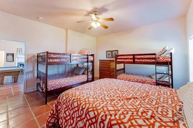 Single Family Residence For Sale in Henderson County , 6209 Point La Vista Drive, Malakoff, Texas 75148, 5 Bedrooms, 4 Bathrooms, 2 Garage spaces, 3,309 Sqft, built in 1999, Price $985,000, mls#21145472, Real Estate Agent in Malakoff, Homes For Sale in Henderson county, Homes For Sale in Malakoff, Realtor in Malakoff Texas, Real Estate Brokerage Independent Realty Texas, Luminita Cordes Realtor