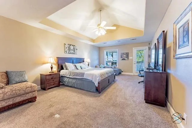 Single Family Residence For Sale in Henderson County , 6209 Point La Vista Drive, Malakoff, Texas 75148, 5 Bedrooms, 4 Bathrooms, 2 Garage spaces, 3,309 Sqft, built in 1999, Price $985,000, mls#21145472, Real Estate Agent in Malakoff, Homes For Sale in Henderson county, Homes For Sale in Malakoff, Realtor in Malakoff Texas, Real Estate Brokerage Independent Realty Texas, Luminita Cordes Realtor