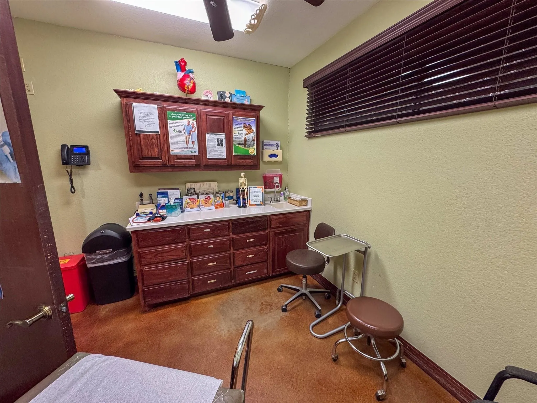 Office For Rent in Grayson County , 1700 Gallagher Drive, Sherman, Texas 75090, 0, 0, Garage spaces, 0 Sqft, built in 2006, Preowned, Price $20, mls#21145590, Real Estate Agent in Sherman, Homes For Rent in Grayson county, Homes For Rent in Sherman, Realtor in Sherman Texas, Real Estate Brokerage Independent Realty Texas, Luminita Cordes Realtor