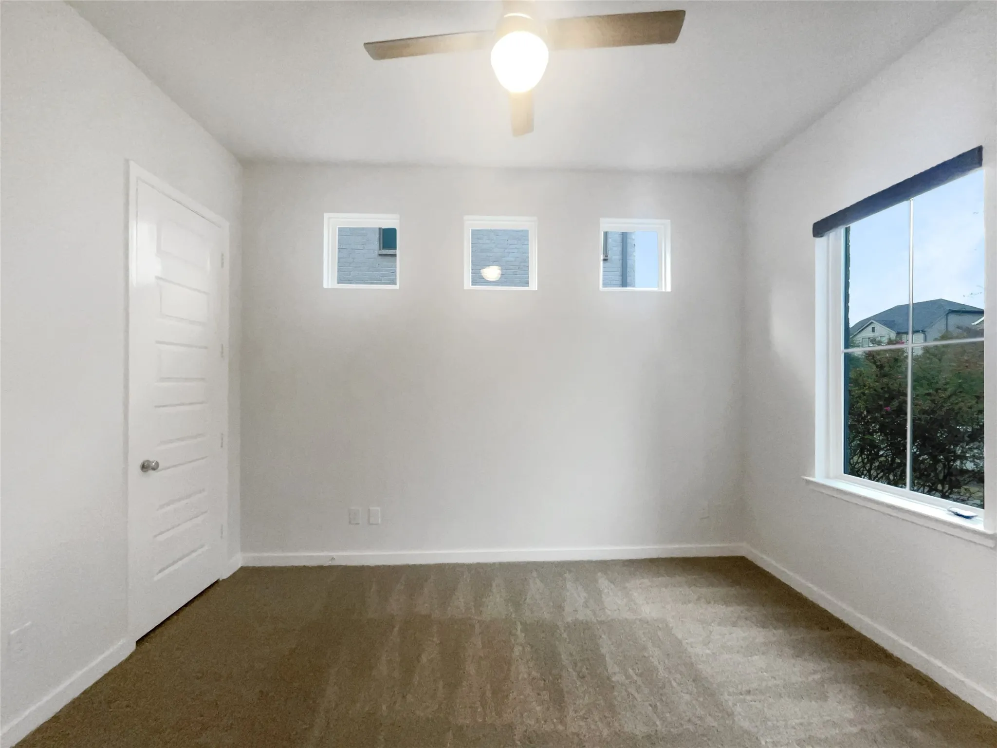 Single Family Residence For Sale in Collin County , 1034 Kennedy Drive, Allen, Texas 75013, 5 Bedroom, 3 Bathroom, 2 Garage spaces, 2,966 Sqft, built in 2019, Preowned, mls#21145617, Real Estate Agent in Allen, Homes For Sale in Collin county, Homes For Sale in Allen, Realtor in Allen Texas, Real Estate Brokerage Independent Realty Texas, Luminita Cordes Realtor