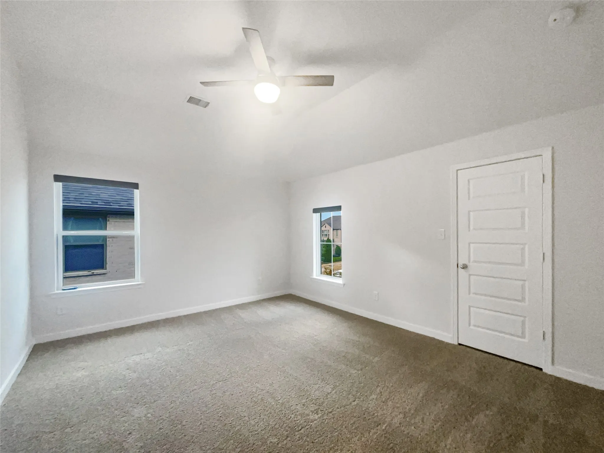 Single Family Residence For Sale in Collin County , 1034 Kennedy Drive, Allen, Texas 75013, 5 Bedroom, 3 Bathroom, 2 Garage spaces, 2,966 Sqft, built in 2019, Preowned, mls#21145617, Real Estate Agent in Allen, Homes For Sale in Collin county, Homes For Sale in Allen, Realtor in Allen Texas, Real Estate Brokerage Independent Realty Texas, Luminita Cordes Realtor