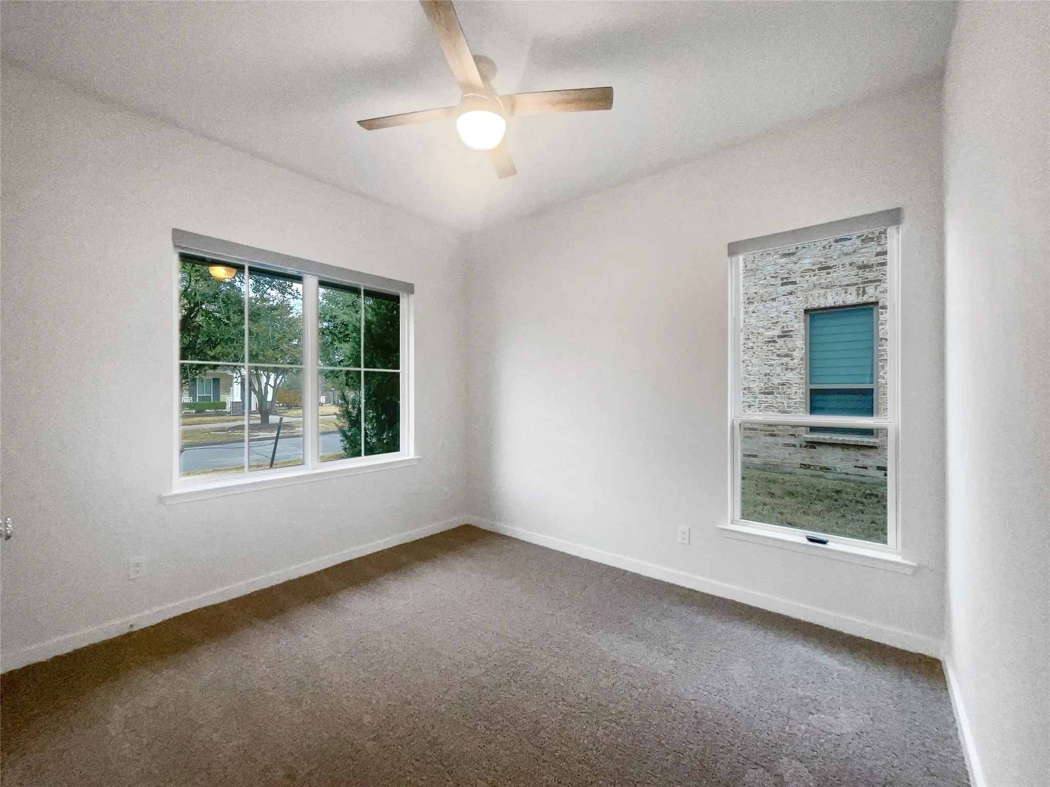 Single Family Residence For Sale in Collin County , 1034 Kennedy Drive, Allen, Texas 75013, 5 Bedroom, 3 Bathroom, 2 Garage spaces, 2,966 Sqft, built in 2019, Preowned, mls#21145617, Real Estate Agent in Allen, Homes For Sale in Collin county, Homes For Sale in Allen, Realtor in Allen Texas, Real Estate Brokerage Independent Realty Texas, Luminita Cordes Realtor