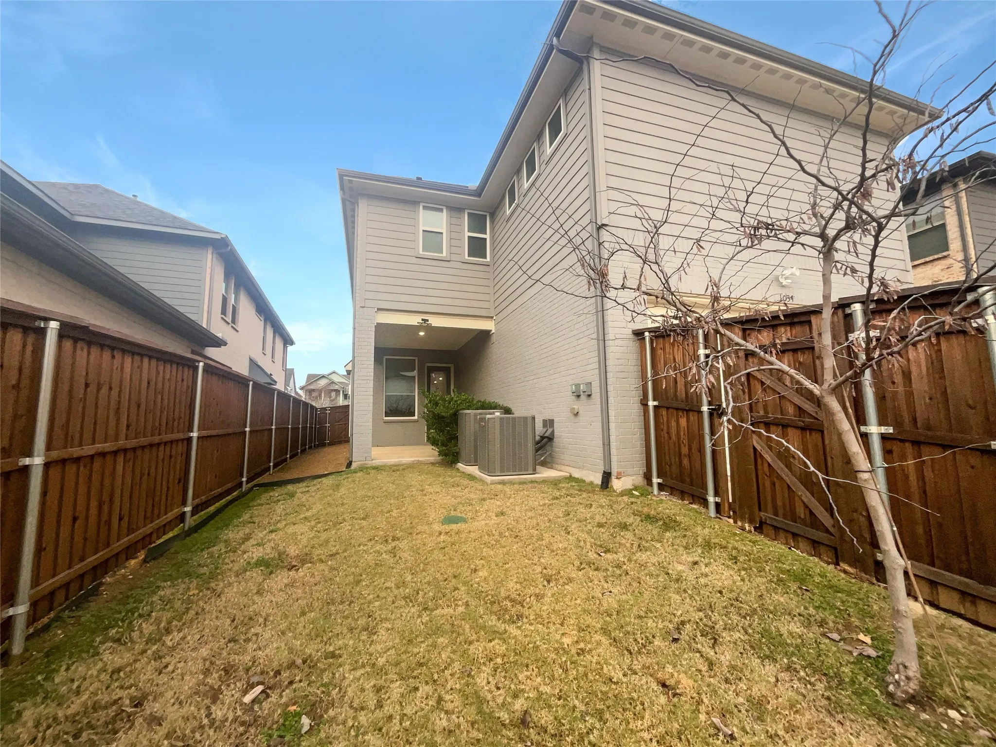 Single Family Residence For Sale in Collin County , 1034 Kennedy Drive, Allen, Texas 75013, 5 Bedroom, 3 Bathroom, 2 Garage spaces, 2,966 Sqft, built in 2019, Preowned, mls#21145617, Real Estate Agent in Allen, Homes For Sale in Collin county, Homes For Sale in Allen, Realtor in Allen Texas, Real Estate Brokerage Independent Realty Texas, Luminita Cordes Realtor