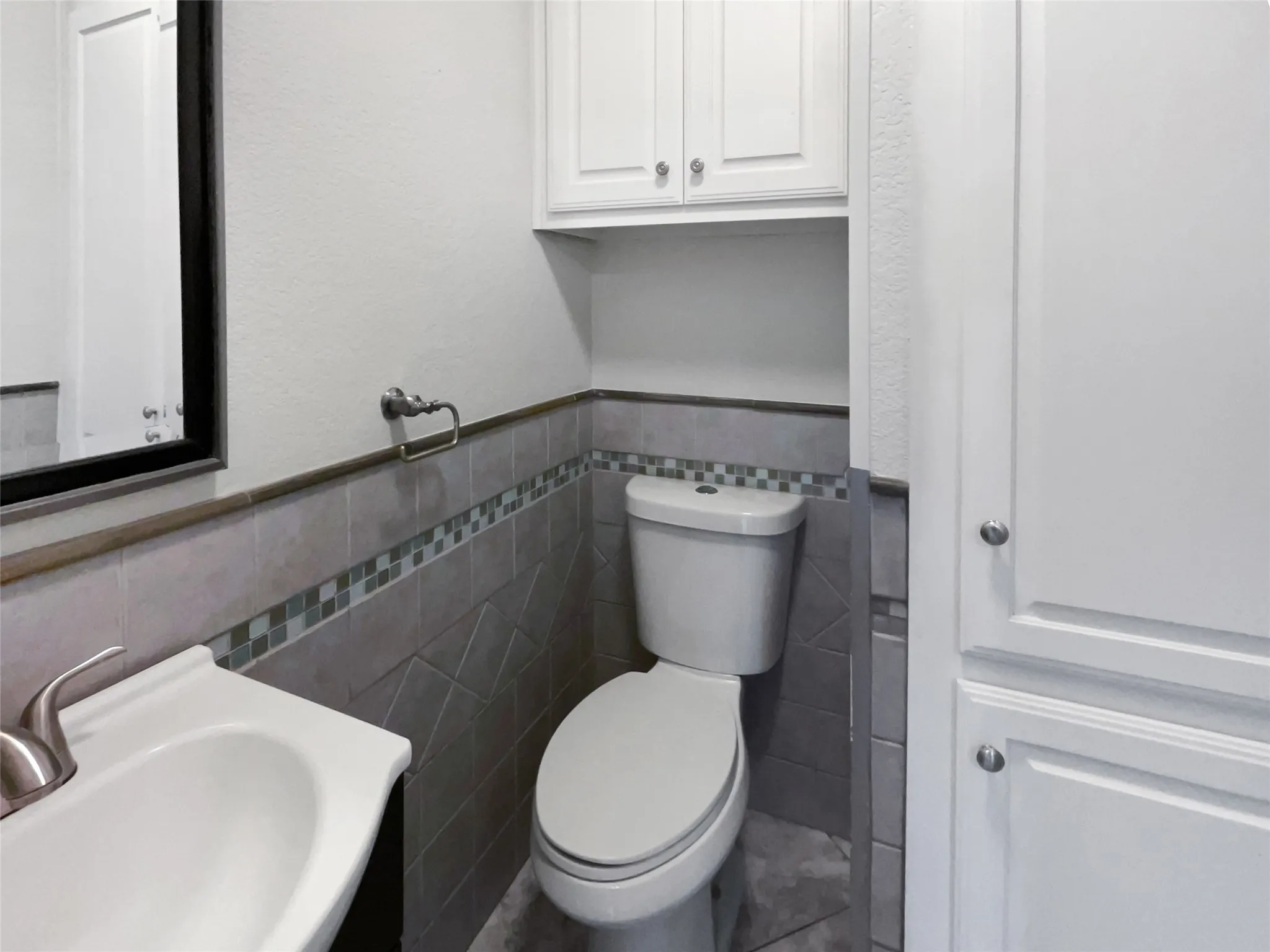 Single Family Residence For Sale in Ellis County , 3961 Joe Wilson Road, Midlothian, Texas 76065, 4 Bedroom, 3 Bathroom, 3 Garage spaces, 2,157 Sqft, built in 1998, mls#21145691, Real Estate Agent in Midlothian, Homes For Sale in Ellis county, Homes For Sale in Midlothian, Realtor in Midlothian Texas, Real Estate Brokerage Independent Realty Texas, Luminita Cordes Realtor