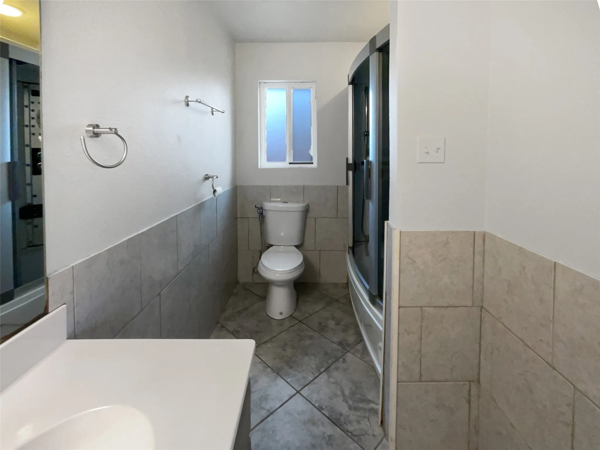 Single Family Residence For Sale in Ellis County , 3961 Joe Wilson Road, Midlothian, Texas 76065, 4 Bedroom, 3 Bathroom, 3 Garage spaces, 2,157 Sqft, built in 1998, mls#21145691, Real Estate Agent in Midlothian, Homes For Sale in Ellis county, Homes For Sale in Midlothian, Realtor in Midlothian Texas, Real Estate Brokerage Independent Realty Texas, Luminita Cordes Realtor