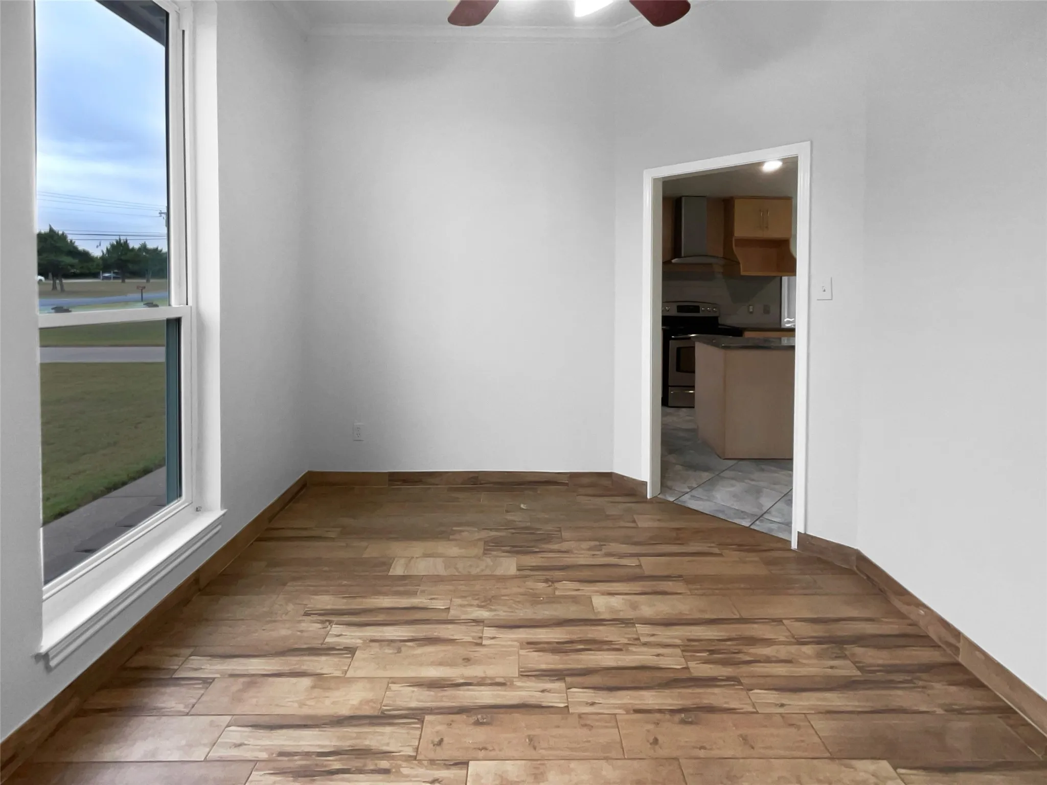 Single Family Residence For Sale in Ellis County , 3961 Joe Wilson Road, Midlothian, Texas 76065, 4 Bedroom, 3 Bathroom, 3 Garage spaces, 2,157 Sqft, built in 1998, mls#21145691, Real Estate Agent in Midlothian, Homes For Sale in Ellis county, Homes For Sale in Midlothian, Realtor in Midlothian Texas, Real Estate Brokerage Independent Realty Texas, Luminita Cordes Realtor