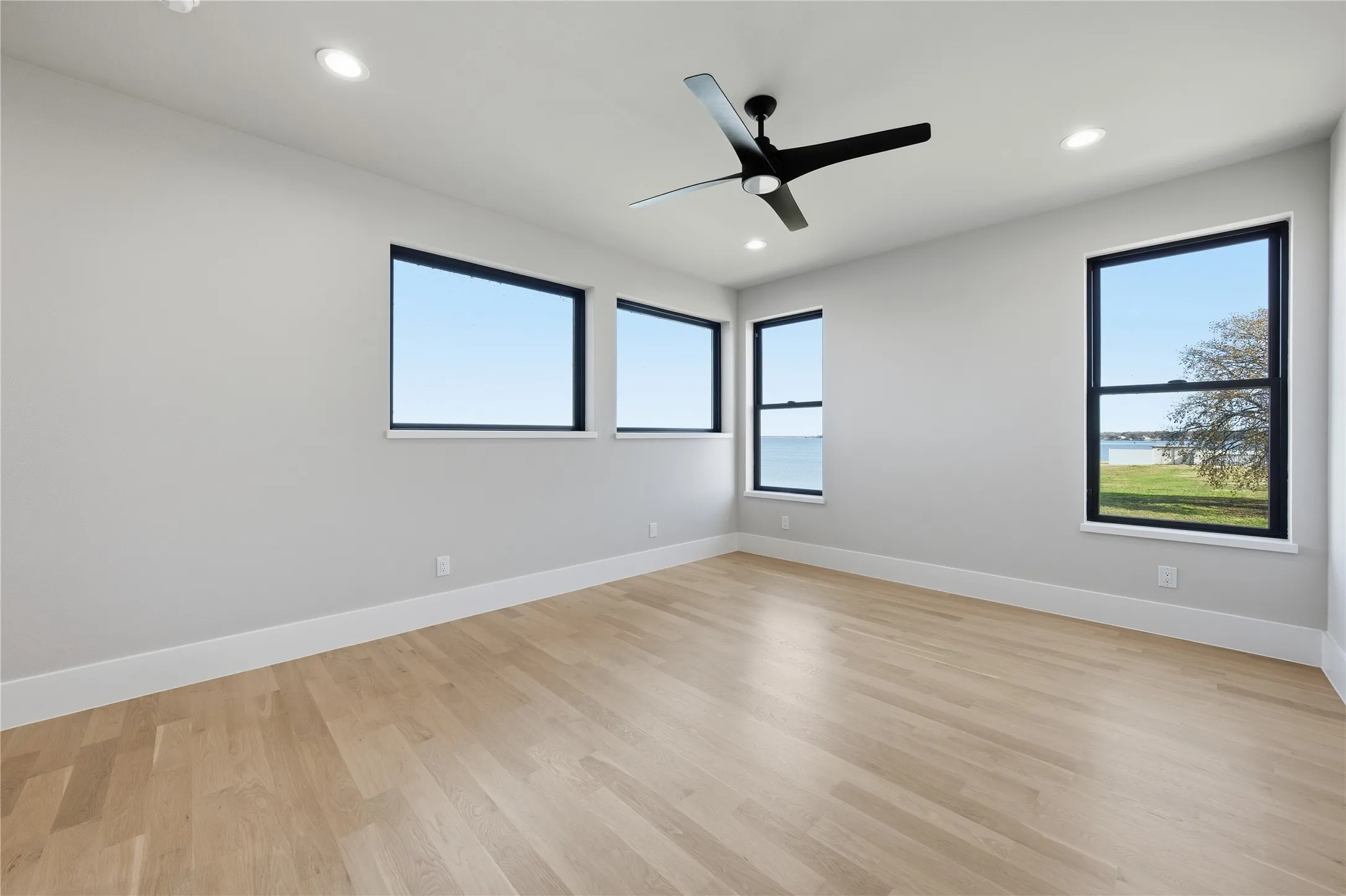 Single Family Residence For Sale in Henderson County , 104 Mary Court, Gun Barrel City, Texas 75156, 4 Bedrooms, 5 Bathrooms, 3 Garage spaces, 4,320 Sqft, built in 2024, New Construction - Complete, Price $1,944,000, mls#21135960, Real Estate Agent in Gun Barrel City, Homes For Sale in Henderson county, Homes For Sale in Gun Barrel City, Realtor in Gun Barrel City Texas, Real Estate Brokerage Independent Realty Texas, Luminita Cordes Realtor