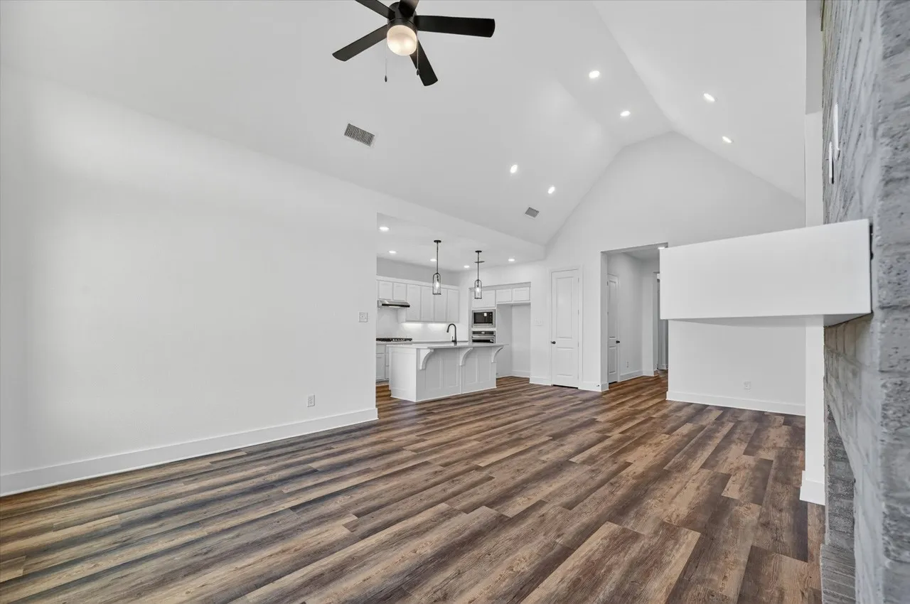 Single Family Residence For Sale in Grayson County , 3610 River Creek Trail, Sherman, Texas 75092, 3 Bedroom, 2 Bathroom, 2 Garage spaces, 1,686 Sqft, built in 2026, New Construction - Incomplete, mls#21144234, Real Estate Agent in Sherman, Homes For Sale in Grayson county, Homes For Sale in Sherman, Realtor in Sherman Texas, Real Estate Brokerage Independent Realty Texas, Luminita Cordes Realtor