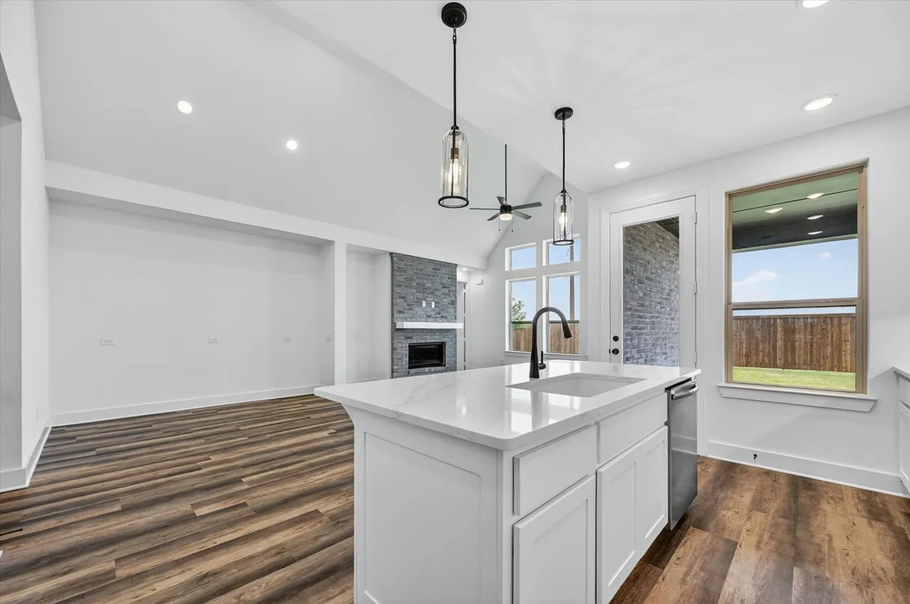Single Family Residence For Sale in Grayson County , 3610 River Creek Trail, Sherman, Texas 75092, 3 Bedroom, 2 Bathroom, 2 Garage spaces, 1,686 Sqft, built in 2026, New Construction - Incomplete, mls#21144234, Real Estate Agent in Sherman, Homes For Sale in Grayson county, Homes For Sale in Sherman, Realtor in Sherman Texas, Real Estate Brokerage Independent Realty Texas, Luminita Cordes Realtor