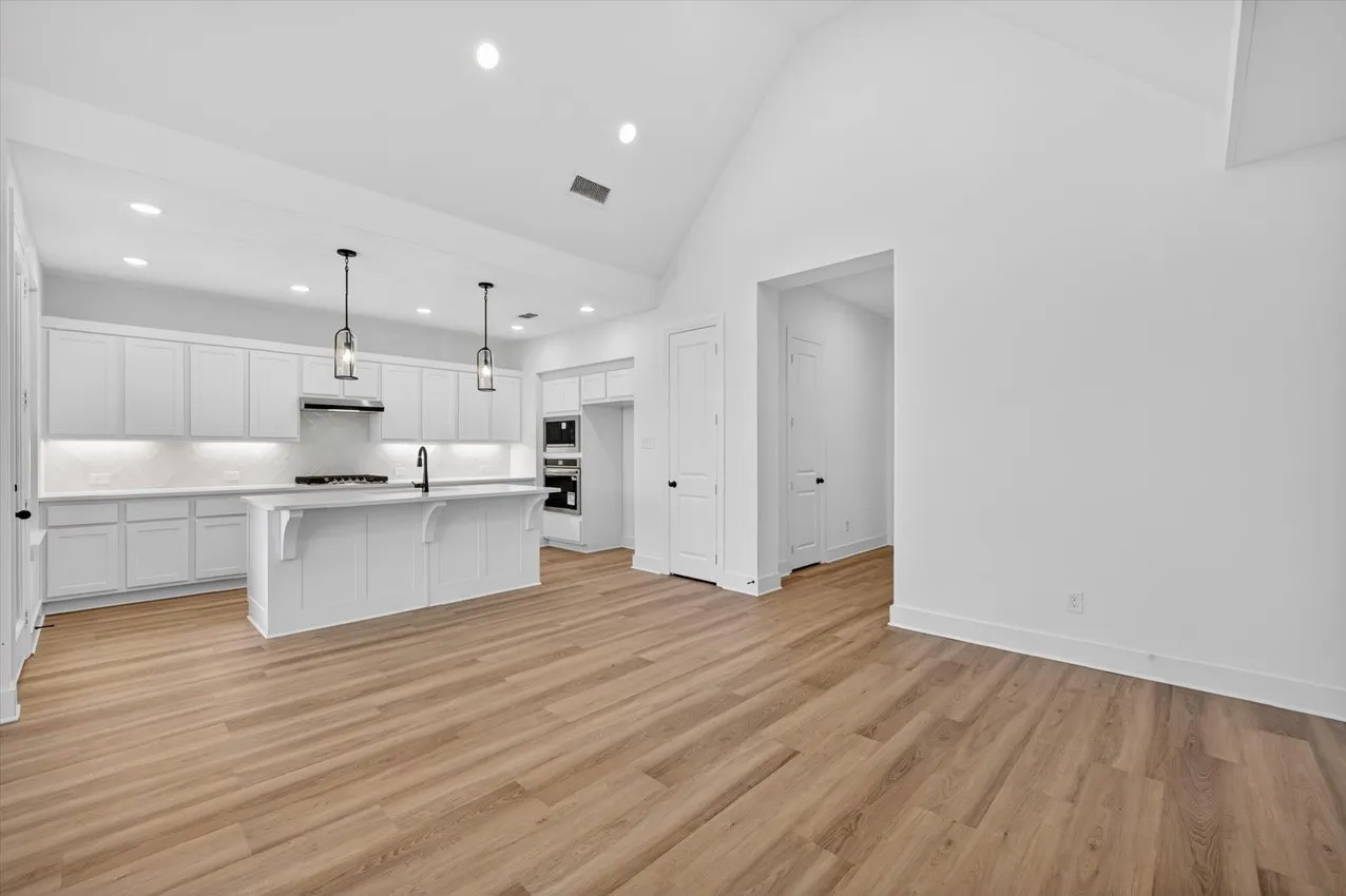 Single Family Residence For Sale in Grayson County , 3610 River Creek Trail, Sherman, Texas 75092, 3 Bedroom, 2 Bathroom, 2 Garage spaces, 1,686 Sqft, built in 2026, New Construction - Incomplete, mls#21144234, Real Estate Agent in Sherman, Homes For Sale in Grayson county, Homes For Sale in Sherman, Realtor in Sherman Texas, Real Estate Brokerage Independent Realty Texas, Luminita Cordes Realtor