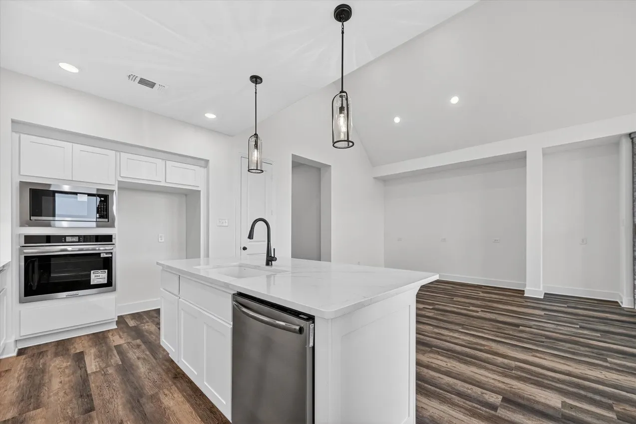 Single Family Residence For Sale in Grayson County , 3610 River Creek Trail, Sherman, Texas 75092, 3 Bedroom, 2 Bathroom, 2 Garage spaces, 1,686 Sqft, built in 2026, New Construction - Incomplete, mls#21144234, Real Estate Agent in Sherman, Homes For Sale in Grayson county, Homes For Sale in Sherman, Realtor in Sherman Texas, Real Estate Brokerage Independent Realty Texas, Luminita Cordes Realtor