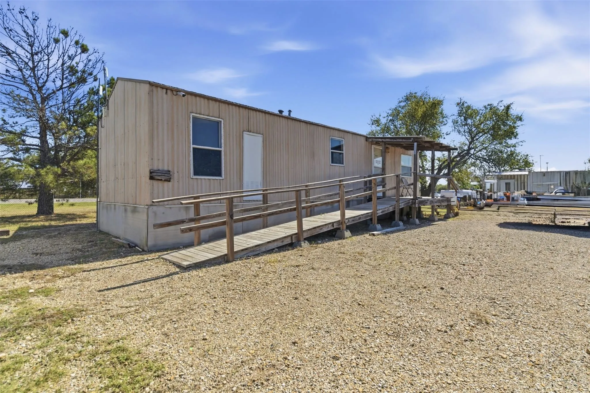 Industrial For Rent in Johnson County , 3228 S Highway 174, Cleburne, Texas 76033, 0, 0, Garage spaces, 0 Sqft, built in 2017, Preowned, mls#21144961, Real Estate Agent in Cleburne, Homes For Rent in Johnson county, Homes For Rent in Cleburne, Realtor in Cleburne Texas, Real Estate Brokerage Independent Realty Texas, Luminita Cordes Realtor