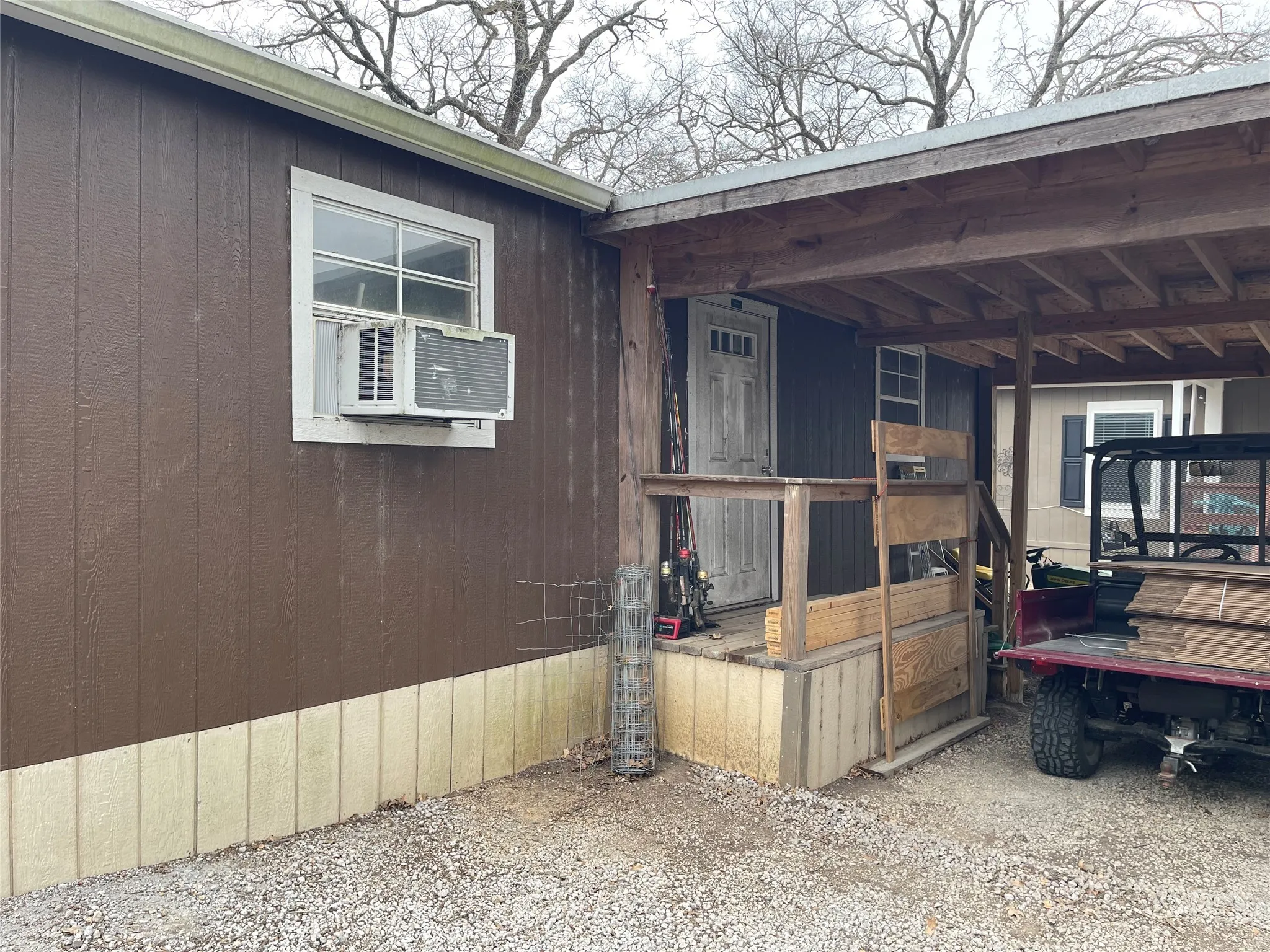 Manufactured Home For Sale in Freestone County , 351 Club Lake Rd, Gate 2, Teague, Texas 75860, 3 Bedroom, 2 Bathroom, Garage spaces, 1,456 Sqft, built in 2019, mls#21145236, Real Estate Agent in Teague, Homes For Sale in Freestone county, Homes For Sale in Teague, Realtor in Teague Texas, Real Estate Brokerage Independent Realty Texas, Luminita Cordes Realtor