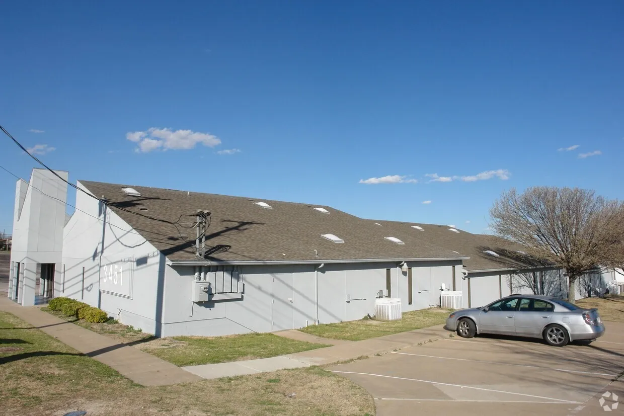 Office For Sale in Tarrant County , 3451 Boston Avenue, Benbrook, Texas 76116, 0, 0, Garage spaces, 0 Sqft, built in 1986, Preowned, mls#21146023, Real Estate Agent in Benbrook, Homes For Sale in Tarrant county, Homes For Sale in Benbrook, Realtor in Benbrook Texas, Real Estate Brokerage Independent Realty Texas, Luminita Cordes Realtor