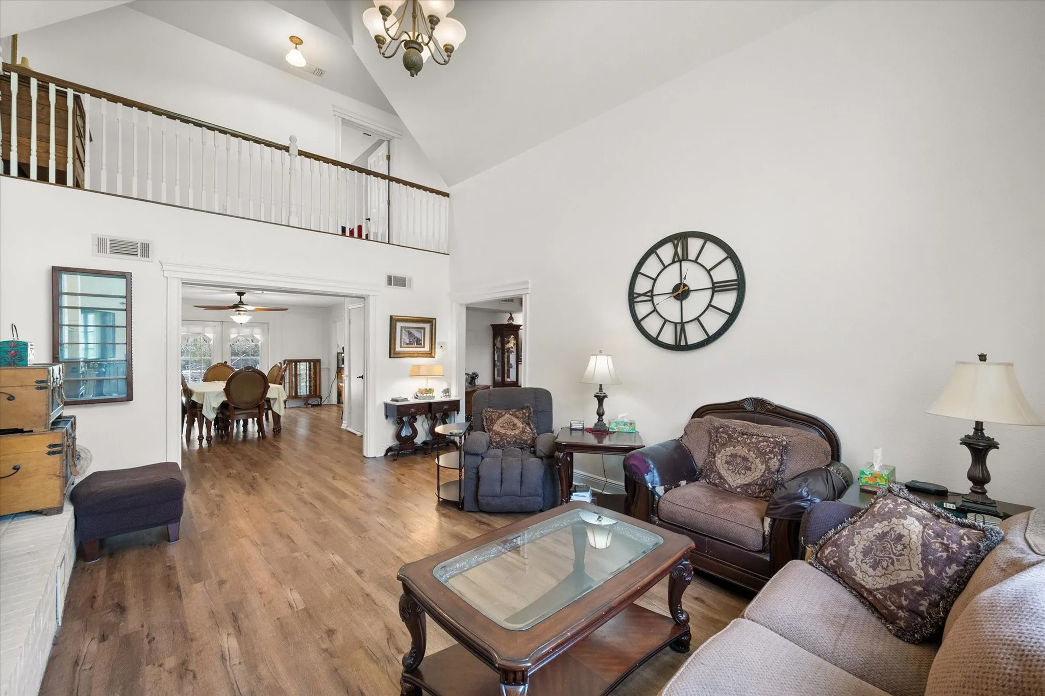 Single Family Residence For Sale in Leon County , 6951 E County Road 315, Buffalo, Texas 75831, 4 Bedroom, 3 Bathroom, 2 Garage spaces, 3,336 Sqft, built in 1982, Preowned, mls#21146080, Real Estate Agent in Buffalo, Homes For Sale in Leon county, Homes For Sale in Buffalo, Realtor in Buffalo Texas, Real Estate Brokerage Independent Realty Texas, Luminita Cordes Realtor