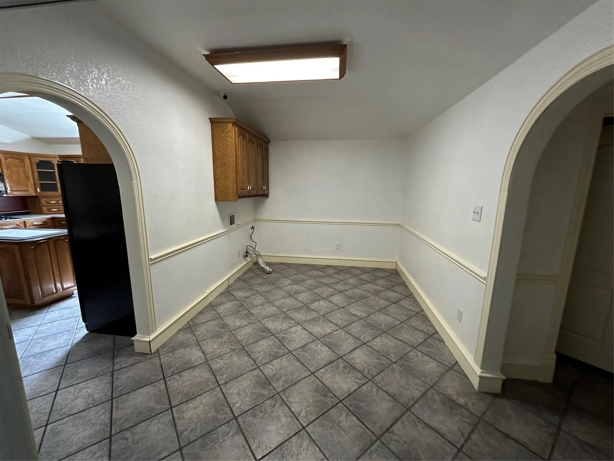Single Family Residence For Sale in Tarrant County , 7401 Briar Road, Azle, Texas 76020, 2 Bedroom, 2 Bathroom, 2 Garage spaces, 2,639 Sqft, built in 1998, Preowned, mls#21146145, Real Estate Agent in Azle, Homes For Sale in Tarrant county, Homes For Sale in Azle, Realtor in Azle Texas, Real Estate Brokerage Independent Realty Texas, Luminita Cordes Realtor