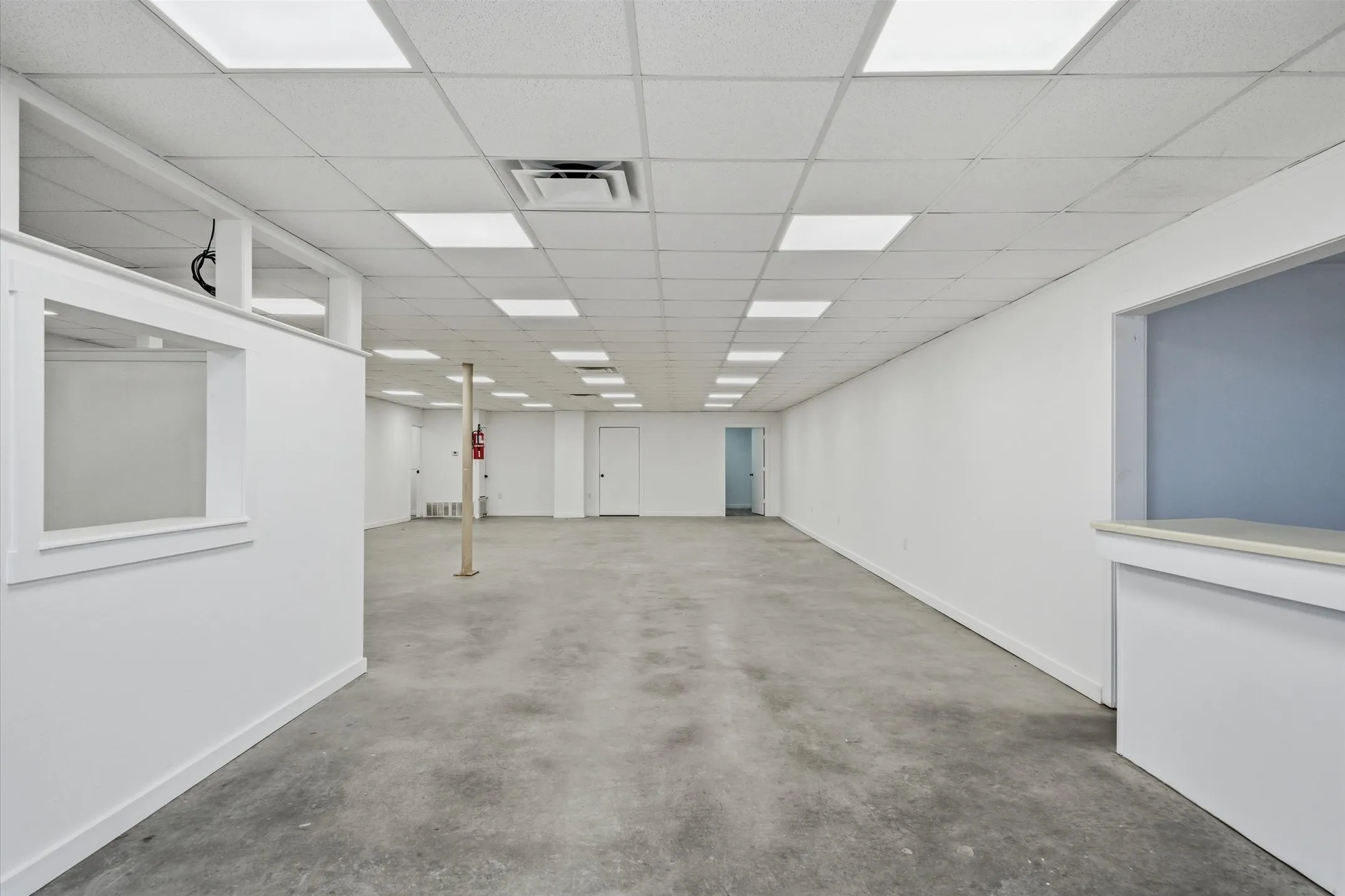 Office For Sale in Kaufman County , 9474 HWY 175, Kemp, Texas 75143, 0, 0, Garage spaces, 20,568 Sqft, built in 1990, Preowned, mls#21146136, Real Estate Agent in Kemp, Homes For Sale in Kaufman county, Homes For Sale in Kemp, Realtor in Kemp Texas, Real Estate Brokerage Independent Realty Texas, Luminita Cordes Realtor