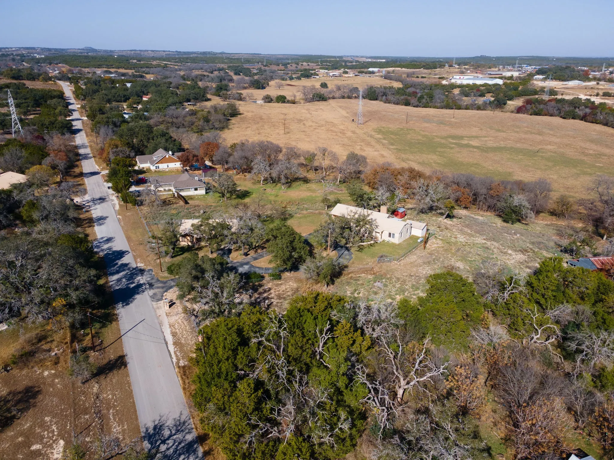 Single Family Residence For Sale in Lampasas County , 1003 N Ridge St, Lampasas, Texas 76550, 4 Bedrooms, 3 Bathrooms, Garage spaces, 2,559 Sqft, built in 1943, Price $429,900, mls#21146143, Real Estate Agent in Lampasas, Homes For Sale in Lampasas county, Homes For Sale in Lampasas, Realtor in Lampasas Texas, Real Estate Brokerage Independent Realty Texas, Luminita Cordes Realtor