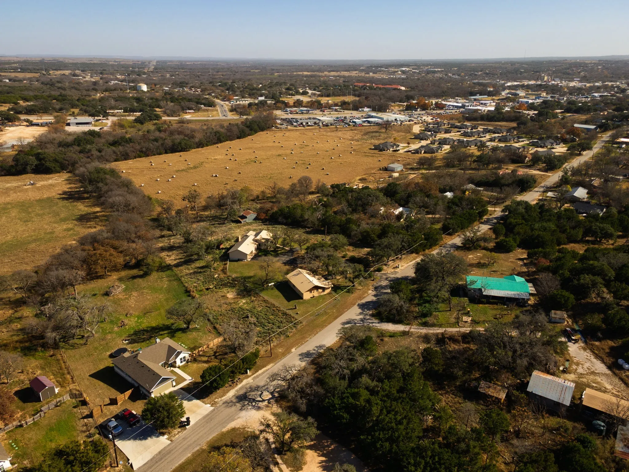 Single Family Residence For Sale in Lampasas County , 1003 N Ridge St, Lampasas, Texas 76550, 4 Bedrooms, 3 Bathrooms, Garage spaces, 2,559 Sqft, built in 1943, Price $429,900, mls#21146143, Real Estate Agent in Lampasas, Homes For Sale in Lampasas county, Homes For Sale in Lampasas, Realtor in Lampasas Texas, Real Estate Brokerage Independent Realty Texas, Luminita Cordes Realtor