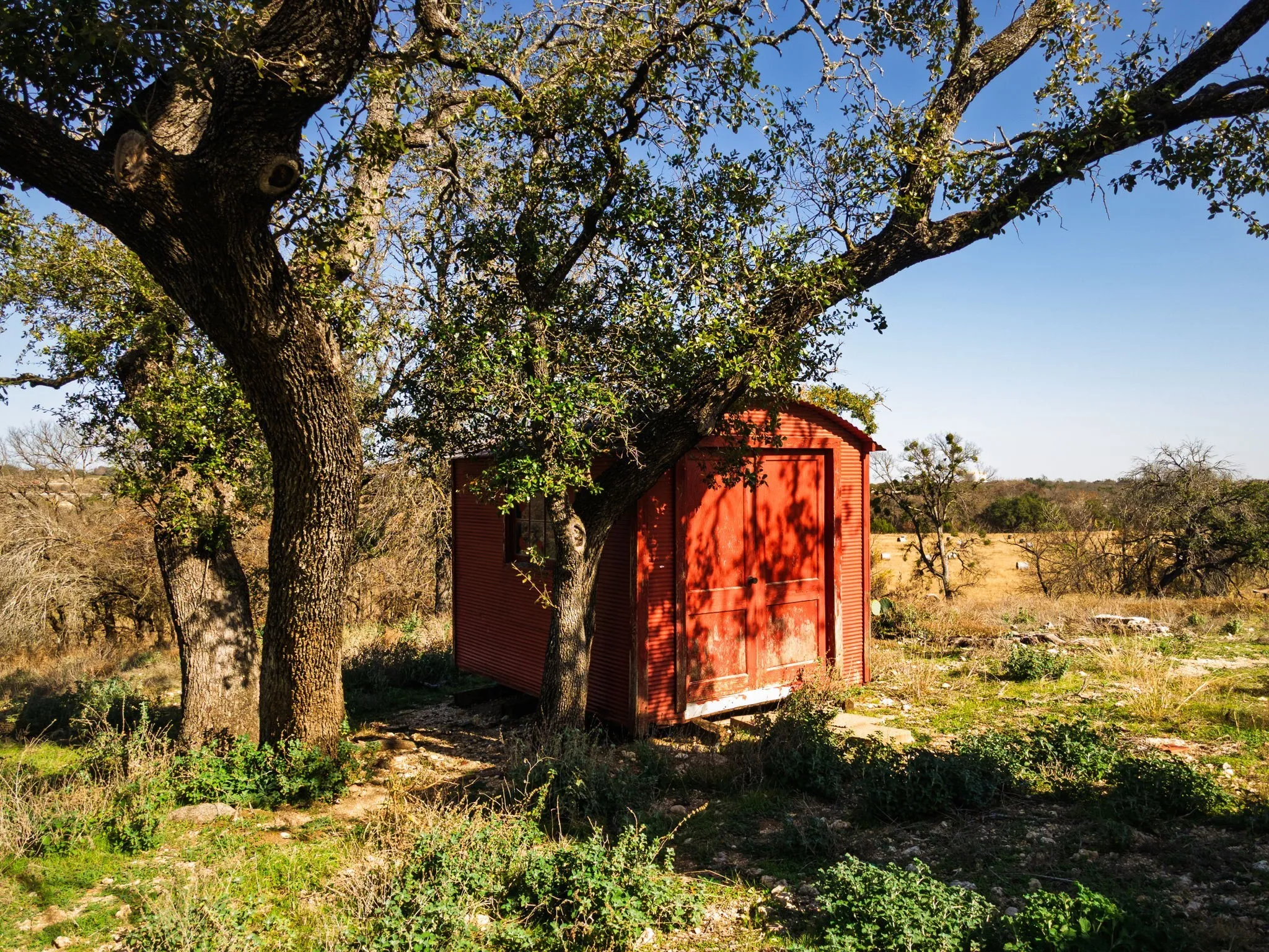 Single Family Residence For Sale in Lampasas County , 1003 N Ridge St, Lampasas, Texas 76550, 4 Bedrooms, 3 Bathrooms, Garage spaces, 2,559 Sqft, built in 1943, Price $429,900, mls#21146143, Real Estate Agent in Lampasas, Homes For Sale in Lampasas county, Homes For Sale in Lampasas, Realtor in Lampasas Texas, Real Estate Brokerage Independent Realty Texas, Luminita Cordes Realtor