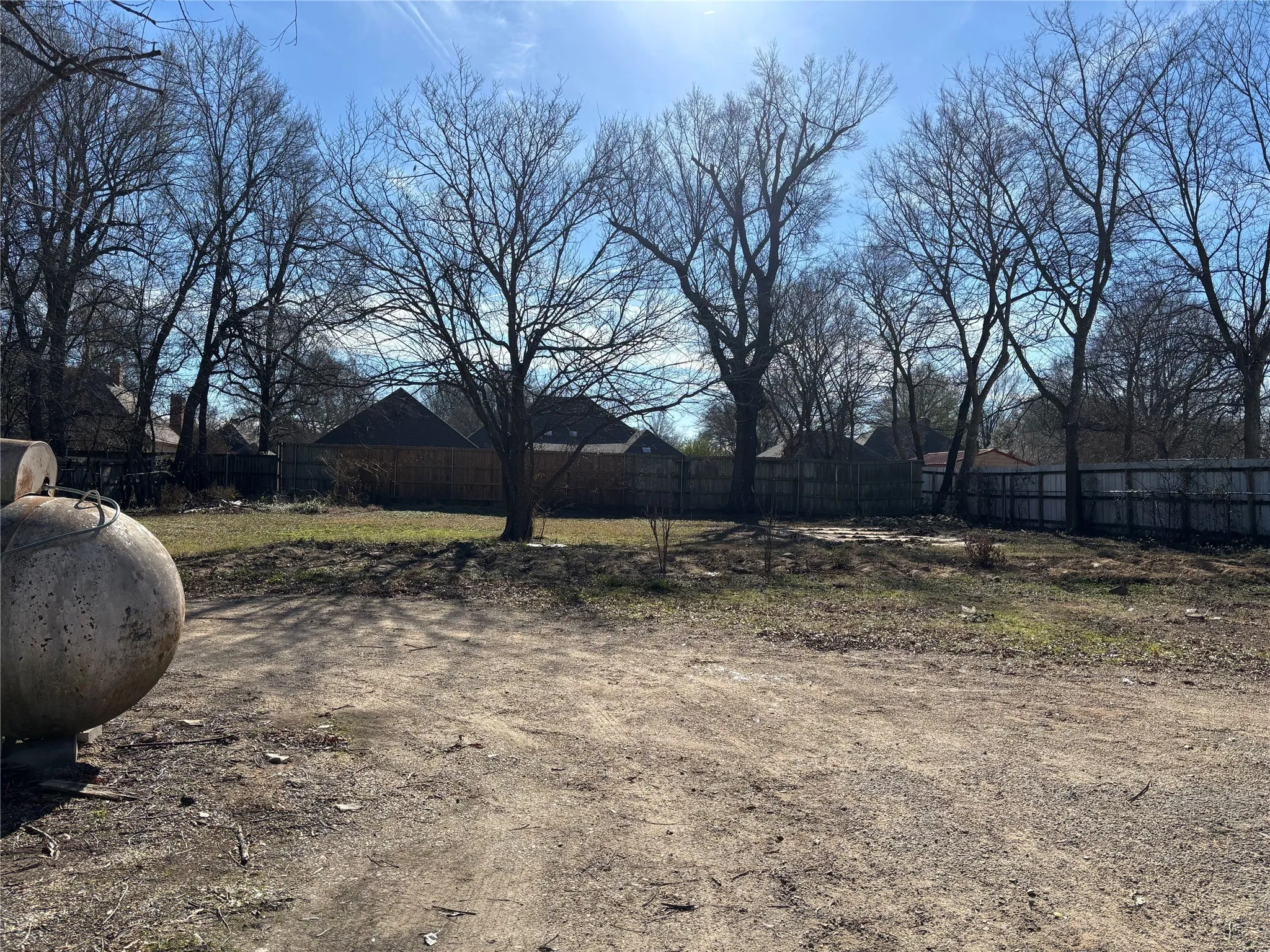 Single Family Residence For Sale in Lamar County , 1930 FM 195, Paris, Texas 75460, 5 Bedrooms, 2 Bathrooms, 3 Garage spaces, 2,000 Sqft, built in 0, Price $210,000, mls#21145984, Real Estate Agent in Paris, Homes For Sale in Lamar county, Homes For Sale in Paris, Realtor in Paris Texas, Real Estate Brokerage Independent Realty Texas, Luminita Cordes Realtor