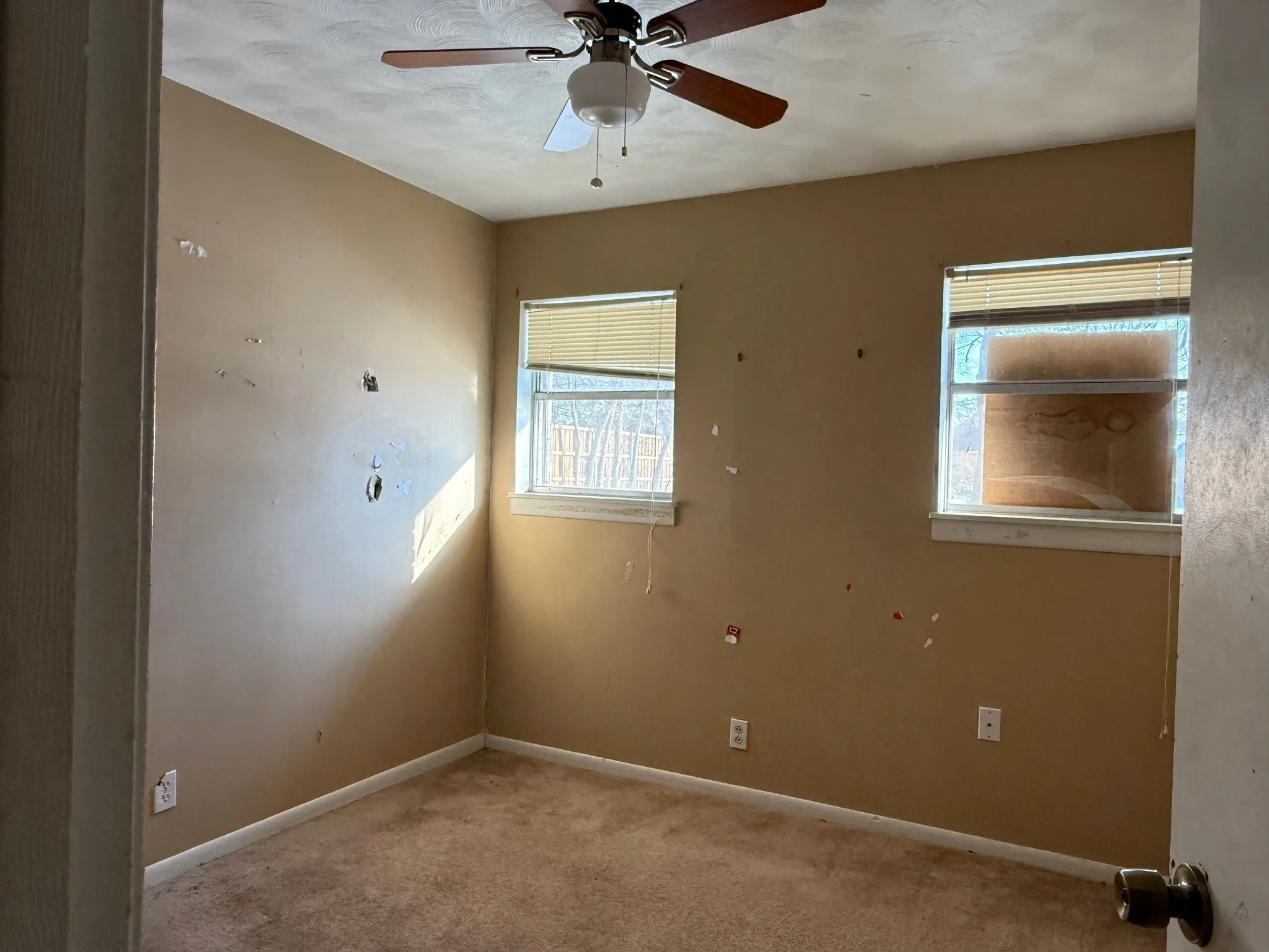 Single Family Residence For Sale in Lamar County , 1930 FM 195, Paris, Texas 75460, 5 Bedrooms, 2 Bathrooms, 3 Garage spaces, 2,000 Sqft, built in 0, Price $210,000, mls#21145984, Real Estate Agent in Paris, Homes For Sale in Lamar county, Homes For Sale in Paris, Realtor in Paris Texas, Real Estate Brokerage Independent Realty Texas, Luminita Cordes Realtor
