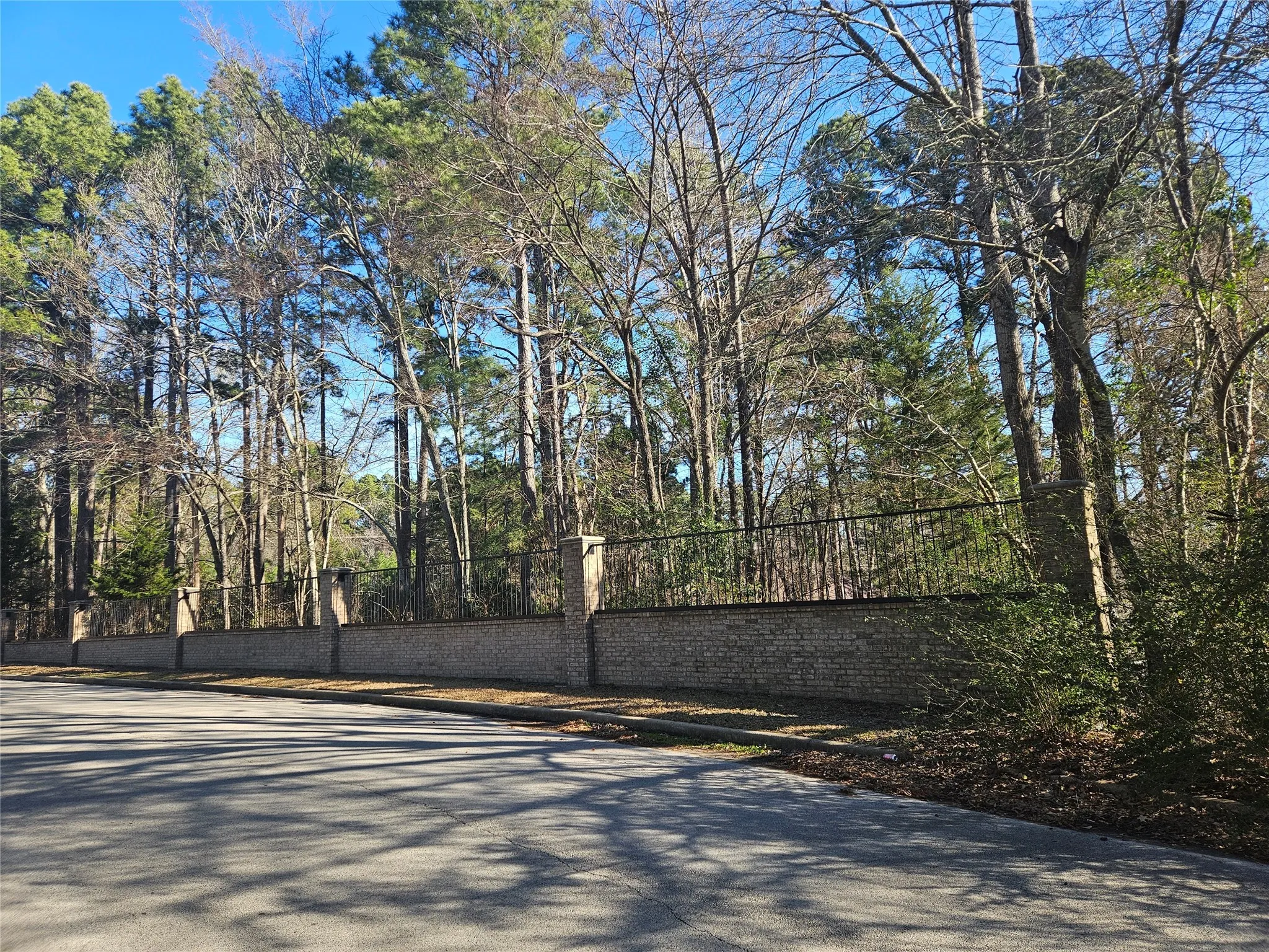 Unimproved Land For Sale in Smith County , 13311 White Tail Drive 1, Tyler, Texas 75707, 0, 0, Garage spaces, 0 Sqft, built in 0, Price $47,000, mls#21146347, Real Estate Agent in Tyler, Homes For Sale in Smith county, Homes For Sale in Tyler, Realtor in Tyler Texas, Real Estate Brokerage Independent Realty Texas, Luminita Cordes Realtor