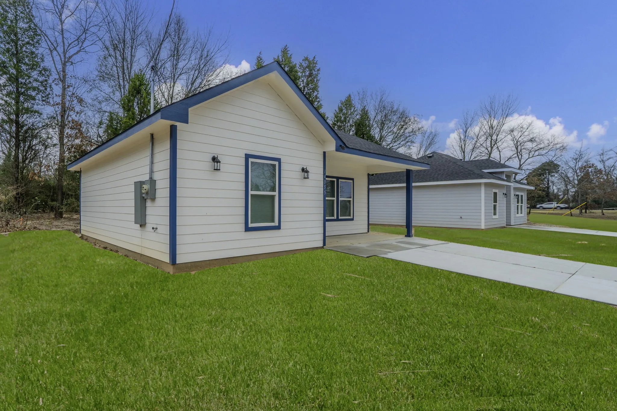 Single Family Residence For Sale in Henderson County , 14955 Paladin Road, Log Cabin, Texas 75148, 2 Bedroom, 1 Bathroom, Garage spaces, 800 Sqft, built in 2025, mls#21146207, Real Estate Agent in Log Cabin, Homes For Sale in Henderson county, Homes For Sale in Log Cabin, Realtor in Log Cabin Texas, Real Estate Brokerage Independent Realty Texas, Luminita Cordes Realtor