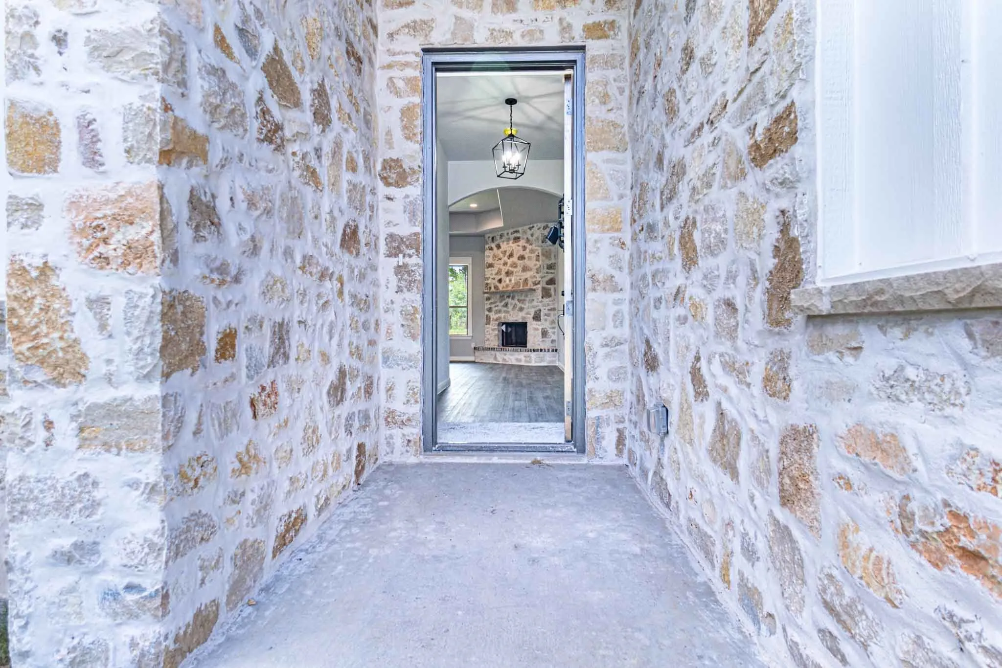 Single Family Residence For Sale in Hood County , 1509 Anaconda Trail, Granbury, Texas 76048, 4 Bedroom, 2 Bathroom, 2 Garage spaces, 1,916 Sqft, built in 2025, mls#21144547, Real Estate Agent in Granbury, Homes For Sale in Hood county, Homes For Sale in Granbury, Realtor in Granbury Texas, Real Estate Brokerage Independent Realty Texas, Luminita Cordes Realtor