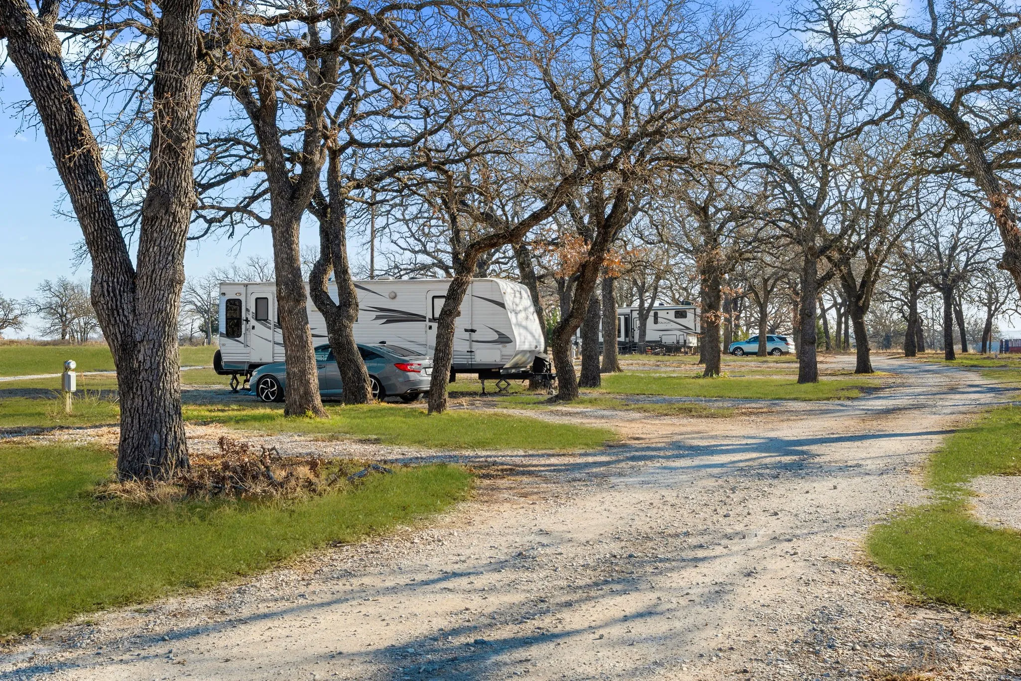 Farm For Sale in Wise County , 114 Private Road 2387, Alvord, Texas 76225, 2 Bedrooms, 2 Bathrooms, Garage spaces, 1,120 Sqft, built in 2002, Preowned, Price $1,090,000, mls#21142734, Real Estate Agent in Alvord, Homes For Sale in Wise county, Homes For Sale in Alvord, Realtor in Alvord Texas, Real Estate Brokerage Independent Realty Texas, Luminita Cordes Realtor