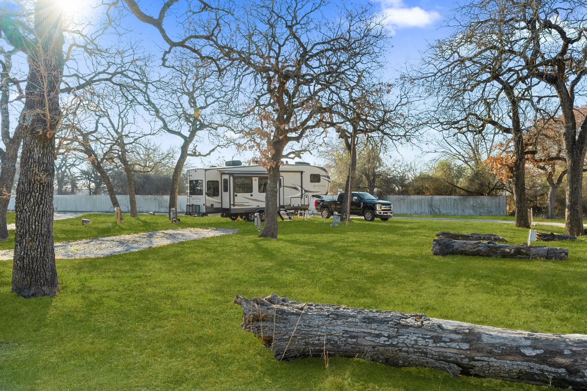 Farm For Sale in Wise County , 114 Private Road 2387, Alvord, Texas 76225, 2 Bedrooms, 2 Bathrooms, Garage spaces, 1,120 Sqft, built in 2002, Preowned, Price $1,090,000, mls#21142734, Real Estate Agent in Alvord, Homes For Sale in Wise county, Homes For Sale in Alvord, Realtor in Alvord Texas, Real Estate Brokerage Independent Realty Texas, Luminita Cordes Realtor