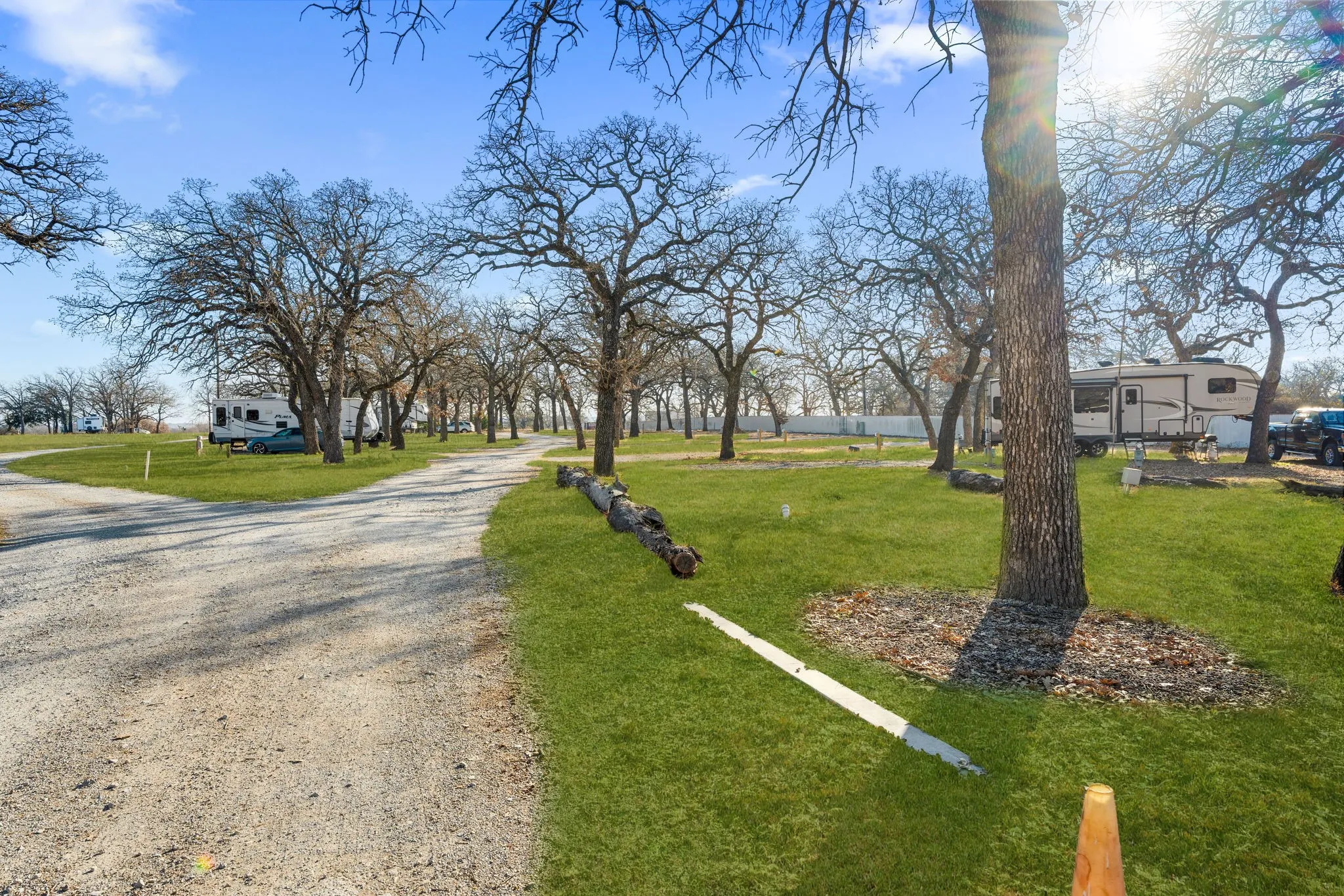 Farm For Sale in Wise County , 114 Private Road 2387, Alvord, Texas 76225, 2 Bedrooms, 2 Bathrooms, Garage spaces, 1,120 Sqft, built in 2002, Preowned, Price $1,090,000, mls#21142734, Real Estate Agent in Alvord, Homes For Sale in Wise county, Homes For Sale in Alvord, Realtor in Alvord Texas, Real Estate Brokerage Independent Realty Texas, Luminita Cordes Realtor