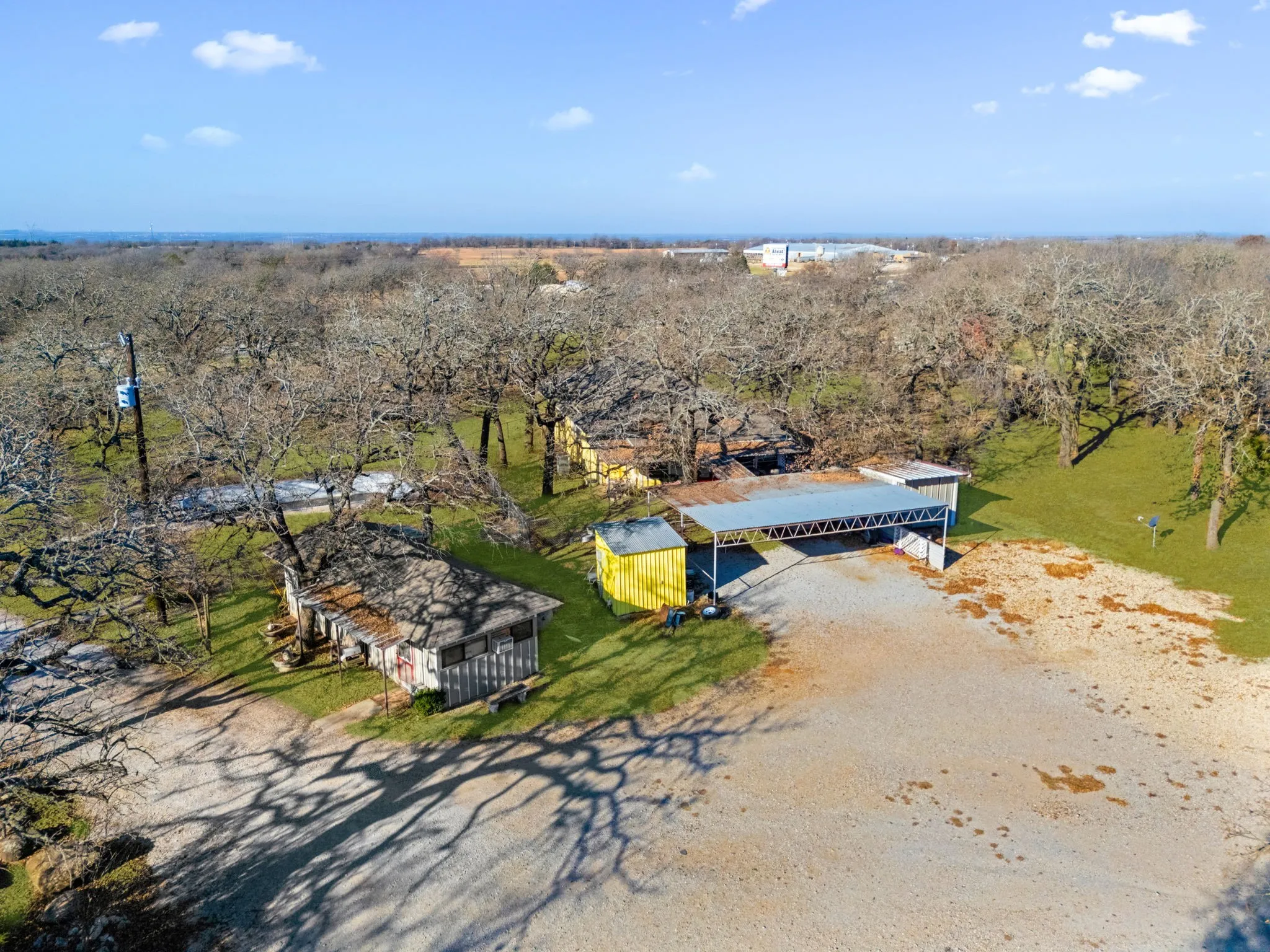 Farm For Sale in Wise County , 114 Private Road 2387, Alvord, Texas 76225, 2 Bedrooms, 2 Bathrooms, Garage spaces, 1,120 Sqft, built in 2002, Preowned, Price $1,090,000, mls#21142734, Real Estate Agent in Alvord, Homes For Sale in Wise county, Homes For Sale in Alvord, Realtor in Alvord Texas, Real Estate Brokerage Independent Realty Texas, Luminita Cordes Realtor
