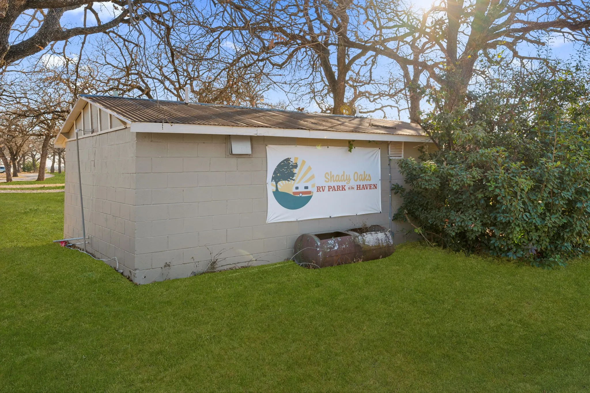 Farm For Sale in Wise County , 114 Private Road 2387, Alvord, Texas 76225, 2 Bedrooms, 2 Bathrooms, Garage spaces, 1,120 Sqft, built in 2002, Preowned, Price $1,090,000, mls#21142734, Real Estate Agent in Alvord, Homes For Sale in Wise county, Homes For Sale in Alvord, Realtor in Alvord Texas, Real Estate Brokerage Independent Realty Texas, Luminita Cordes Realtor