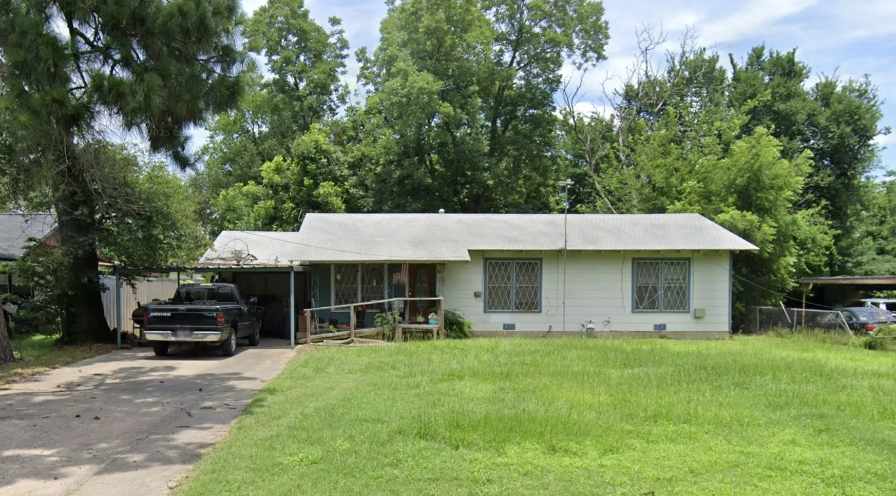 235 Parkins. 2 of 2 homes included in this listing.