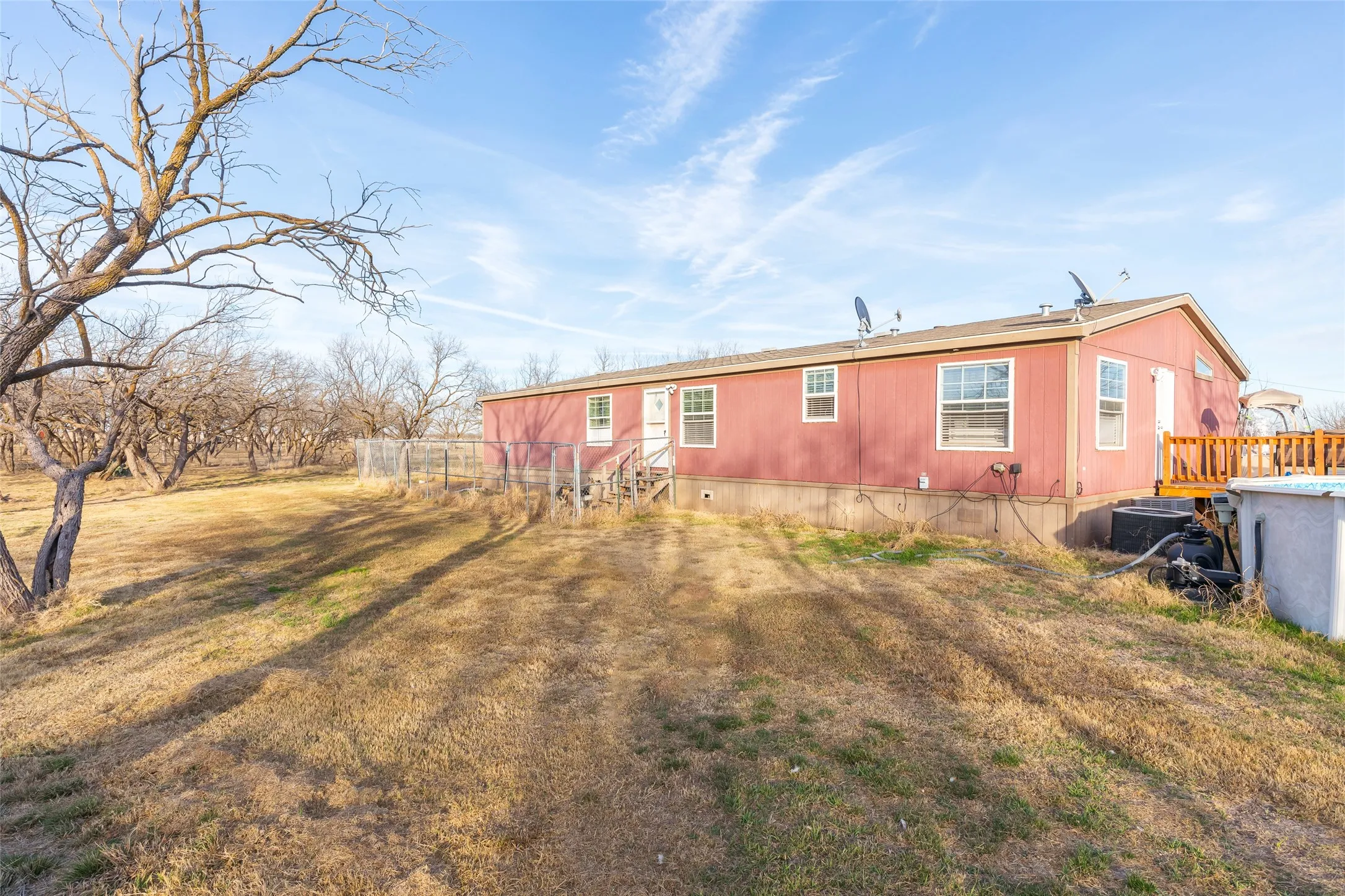 Farm For Sale in Callahan County , 6370 County Road 107, Abilene, Texas 79601, 5 Bedroom, 3 Bathroom, Garage spaces, 1,920 Sqft, built in 2013, mls#21145304, Real Estate Agent in Abilene, Homes For Sale in Callahan county, Homes For Sale in Abilene, Realtor in Abilene Texas, Real Estate Brokerage Independent Realty Texas, Luminita Cordes Realtor
