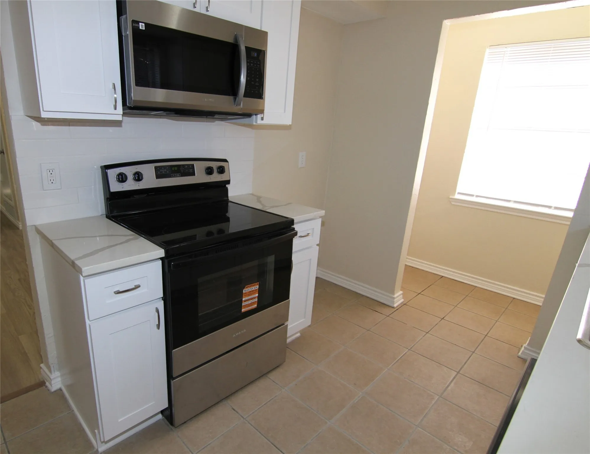 Single Family Residence For Sale in Dallas County , 9830 BLUFFCREEK Drive, Dallas, Texas 75227, 3 Bedroom, 2 Bathroom, Garage spaces, 1,377 Sqft, built in 1971, Preowned, mls#21146444, Real Estate Agent in Dallas, Homes For Sale in Dallas county, Homes For Sale in Dallas, Realtor in Dallas Texas, Real Estate Brokerage Independent Realty Texas, Luminita Cordes Realtor