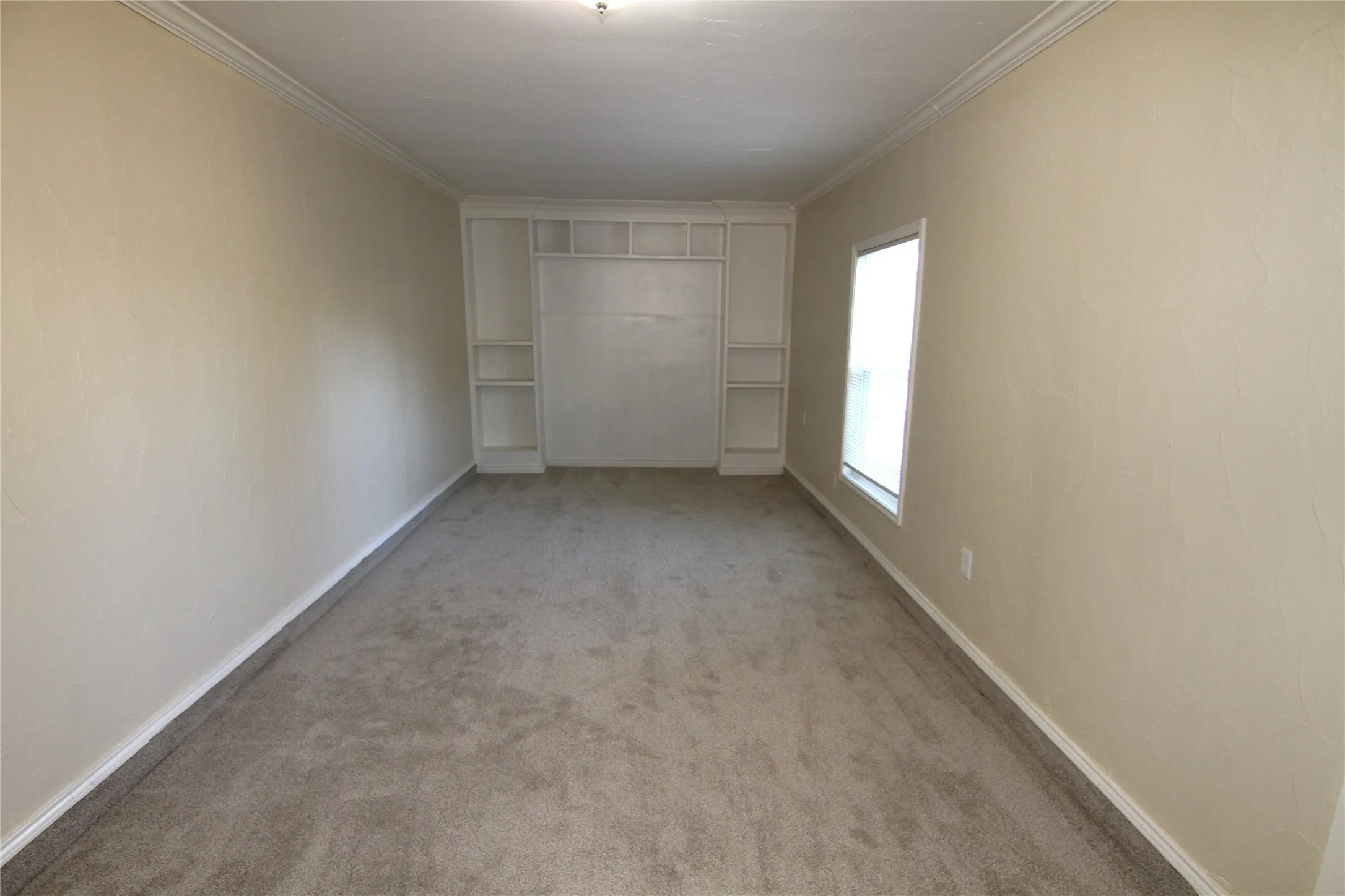 Single Family Residence For Sale in Dallas County , 9830 BLUFFCREEK Drive, Dallas, Texas 75227, 3 Bedroom, 2 Bathroom, Garage spaces, 1,377 Sqft, built in 1971, Preowned, mls#21146444, Real Estate Agent in Dallas, Homes For Sale in Dallas county, Homes For Sale in Dallas, Realtor in Dallas Texas, Real Estate Brokerage Independent Realty Texas, Luminita Cordes Realtor