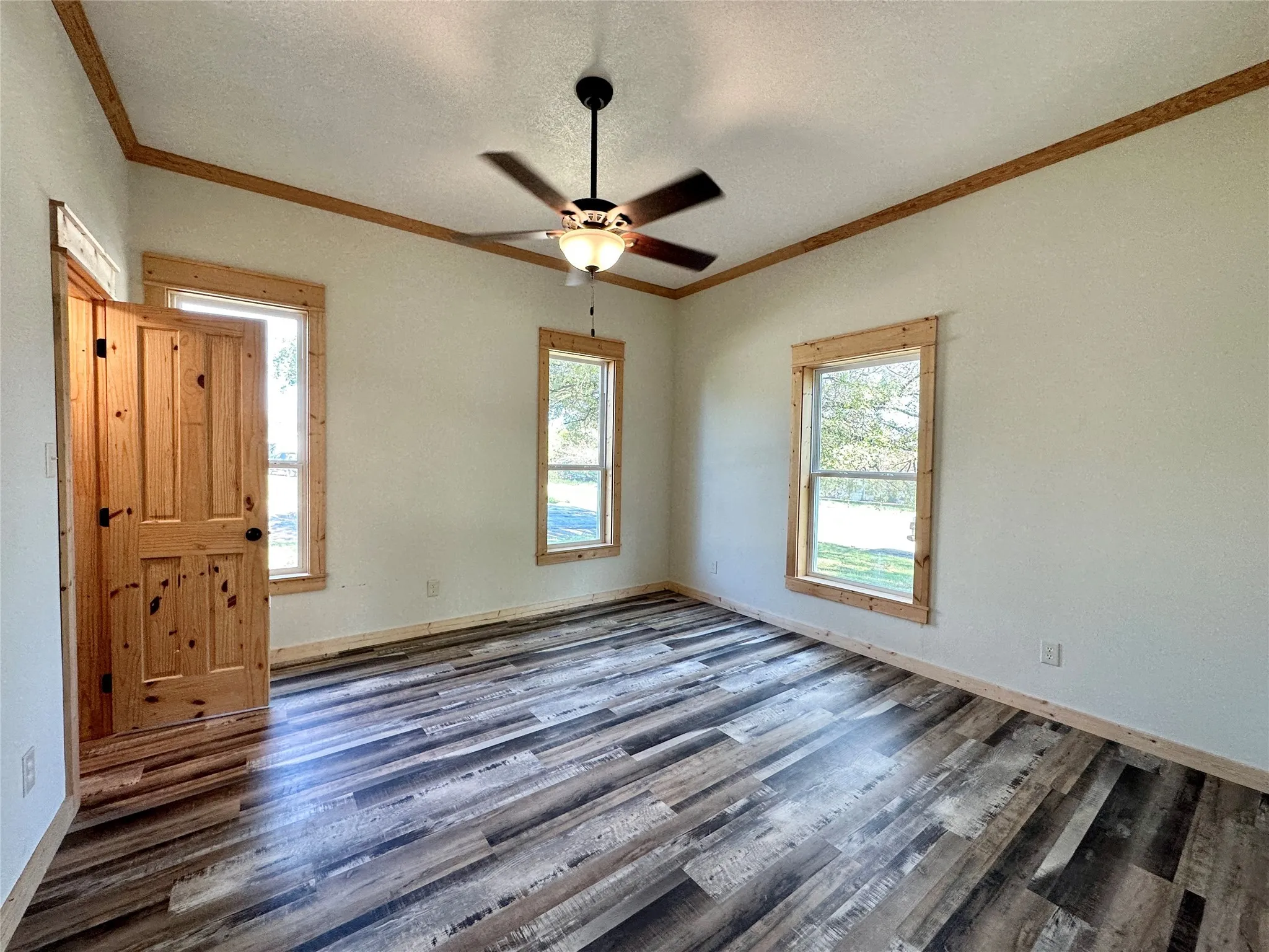 Single Family Residence For Sale in Hamilton County , 716 N Mesquite Street, Hico, Texas 76457, 3 Bedrooms, 2 Bathrooms, Garage spaces, 1,352 Sqft, built in 1895, Price $284,900, mls#21146547, Real Estate Agent in Hico, Homes For Sale in Hamilton county, Homes For Sale in Hico, Realtor in Hico Texas, Real Estate Brokerage Independent Realty Texas, Luminita Cordes Realtor
