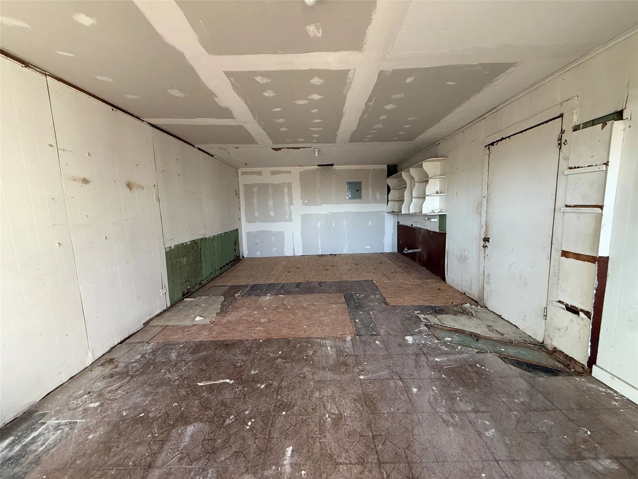 Single Family Residence For Sale in Hamilton County , 716 N Mesquite Street, Hico, Texas 76457, 3 Bedrooms, 2 Bathrooms, Garage spaces, 1,352 Sqft, built in 1895, Price $284,900, mls#21146547, Real Estate Agent in Hico, Homes For Sale in Hamilton county, Homes For Sale in Hico, Realtor in Hico Texas, Real Estate Brokerage Independent Realty Texas, Luminita Cordes Realtor