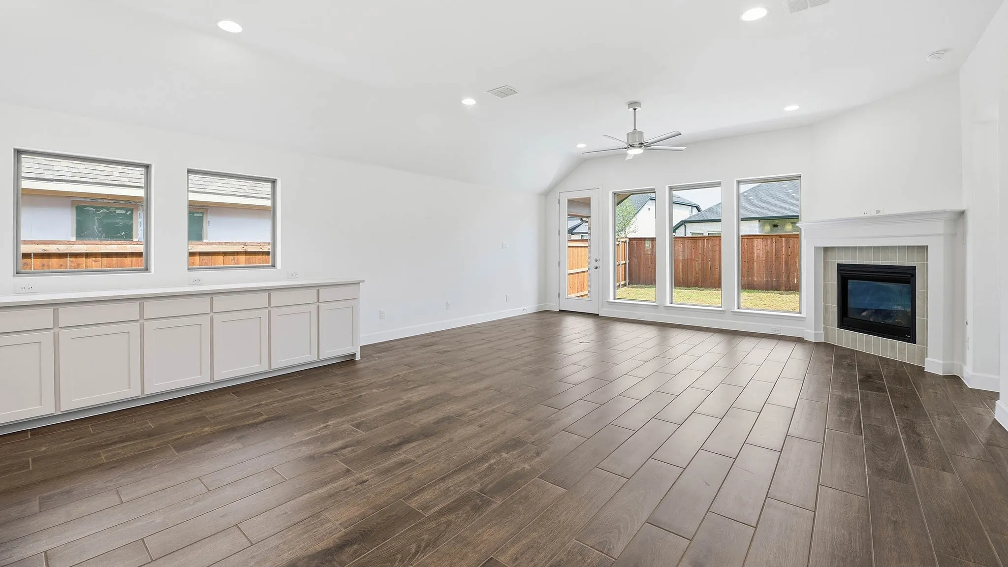 Single Family Residence For Sale in Collin County , 2708 Buckingham Lane, Celina, Texas 75009, 4 Bedroom, 3 Bathroom, 2 Garage spaces, 2,513 Sqft, built in 2025, New Construction - Incomplete, Price $553,900, mls#21146710, Real Estate Agent in Celina, Homes For Sale in Collin county, Homes For Sale in Celina, Realtor in Celina Texas, Real Estate Brokerage Independent Realty Texas, Luminita Cordes Realtor