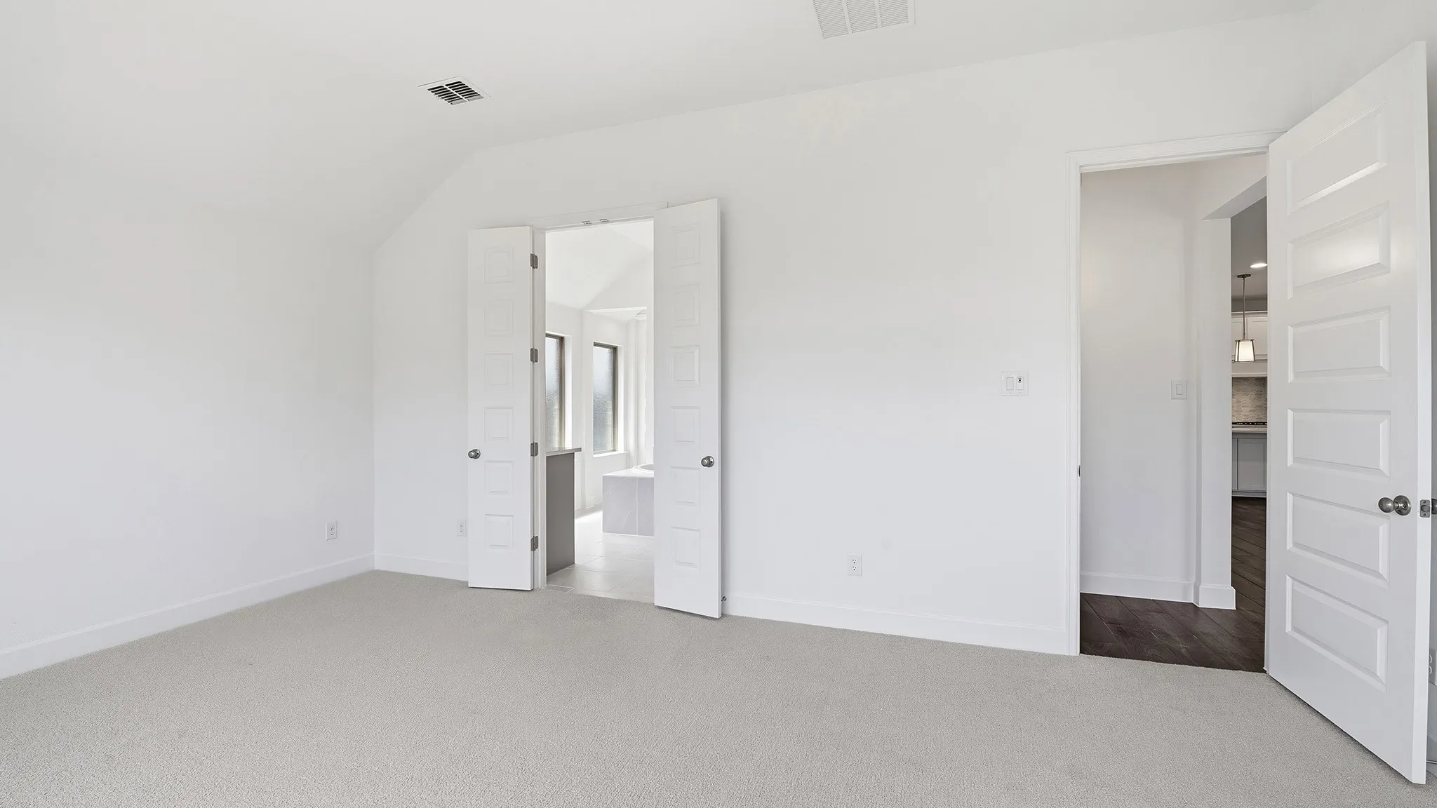Single Family Residence For Sale in Collin County , 2708 Buckingham Lane, Celina, Texas 75009, 4 Bedroom, 3 Bathroom, 2 Garage spaces, 2,513 Sqft, built in 2025, New Construction - Incomplete, Price $553,900, mls#21146710, Real Estate Agent in Celina, Homes For Sale in Collin county, Homes For Sale in Celina, Realtor in Celina Texas, Real Estate Brokerage Independent Realty Texas, Luminita Cordes Realtor