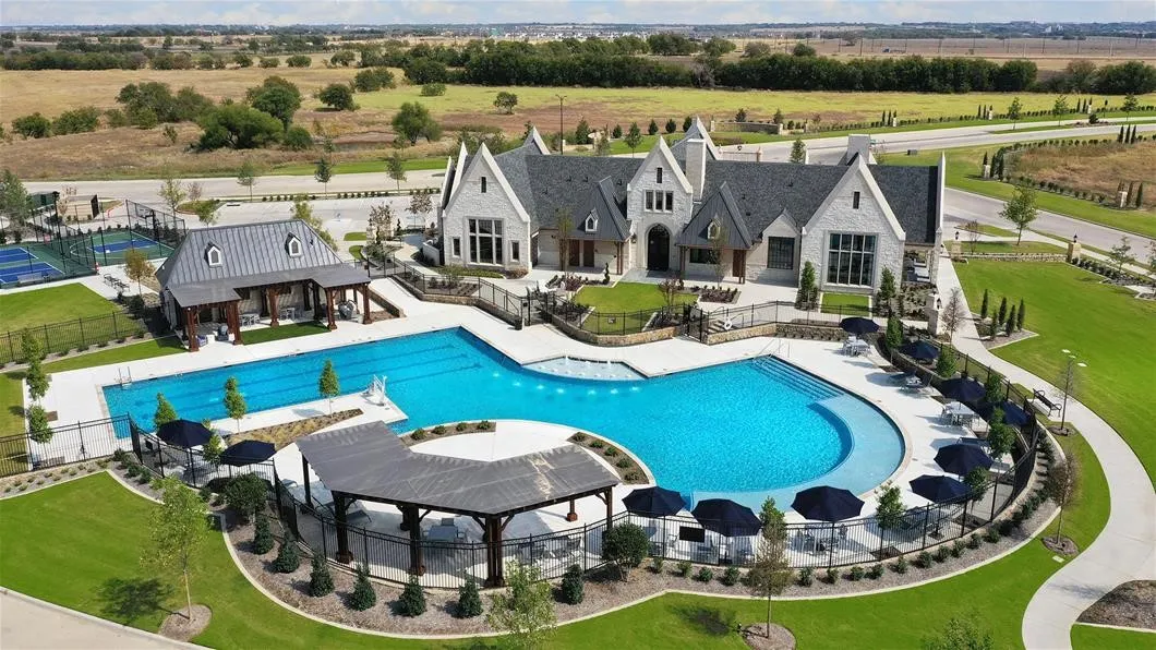 Single Family Residence For Sale in Collin County , 2708 Buckingham Lane, Celina, Texas 75009, 4 Bedroom, 3 Bathroom, 2 Garage spaces, 2,513 Sqft, built in 2025, New Construction - Incomplete, Price $553,900, mls#21146710, Real Estate Agent in Celina, Homes For Sale in Collin county, Homes For Sale in Celina, Realtor in Celina Texas, Real Estate Brokerage Independent Realty Texas, Luminita Cordes Realtor