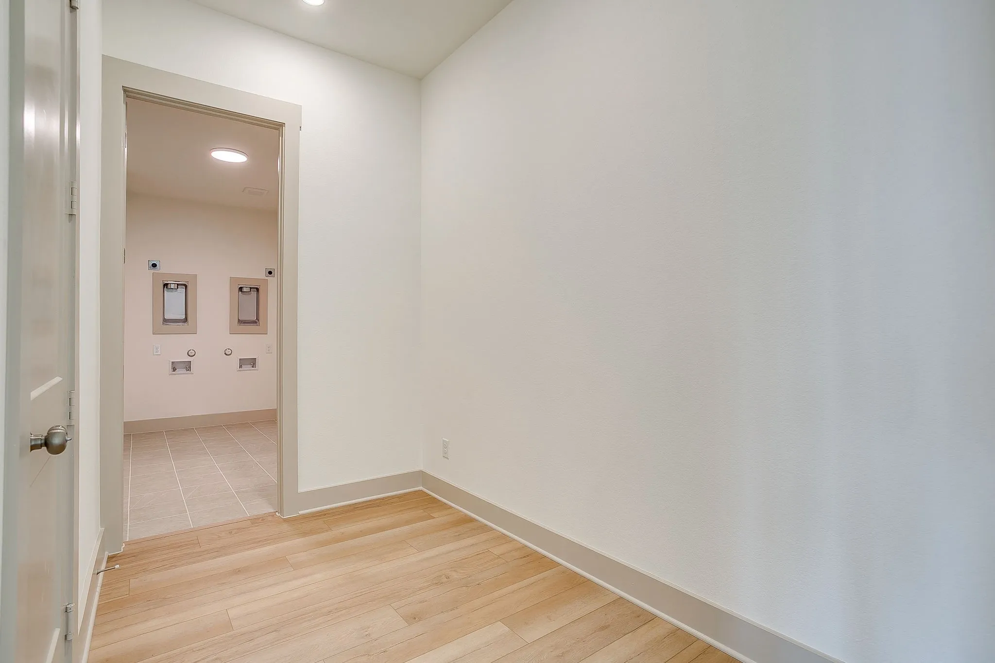 Single Family Residence For Sale in Ellis County , 137 Aiden Drive, Waxahachie, Texas 75165, 4 Bedroom, 3 Bathroom, 3 Garage spaces, 3,019 Sqft, built in 2025, New Construction - Complete, Price $709,990, mls#21146687, Real Estate Agent in Waxahachie, Homes For Sale in Ellis county, Homes For Sale in Waxahachie, Realtor in Waxahachie Texas, Real Estate Brokerage Independent Realty Texas, Luminita Cordes Realtor