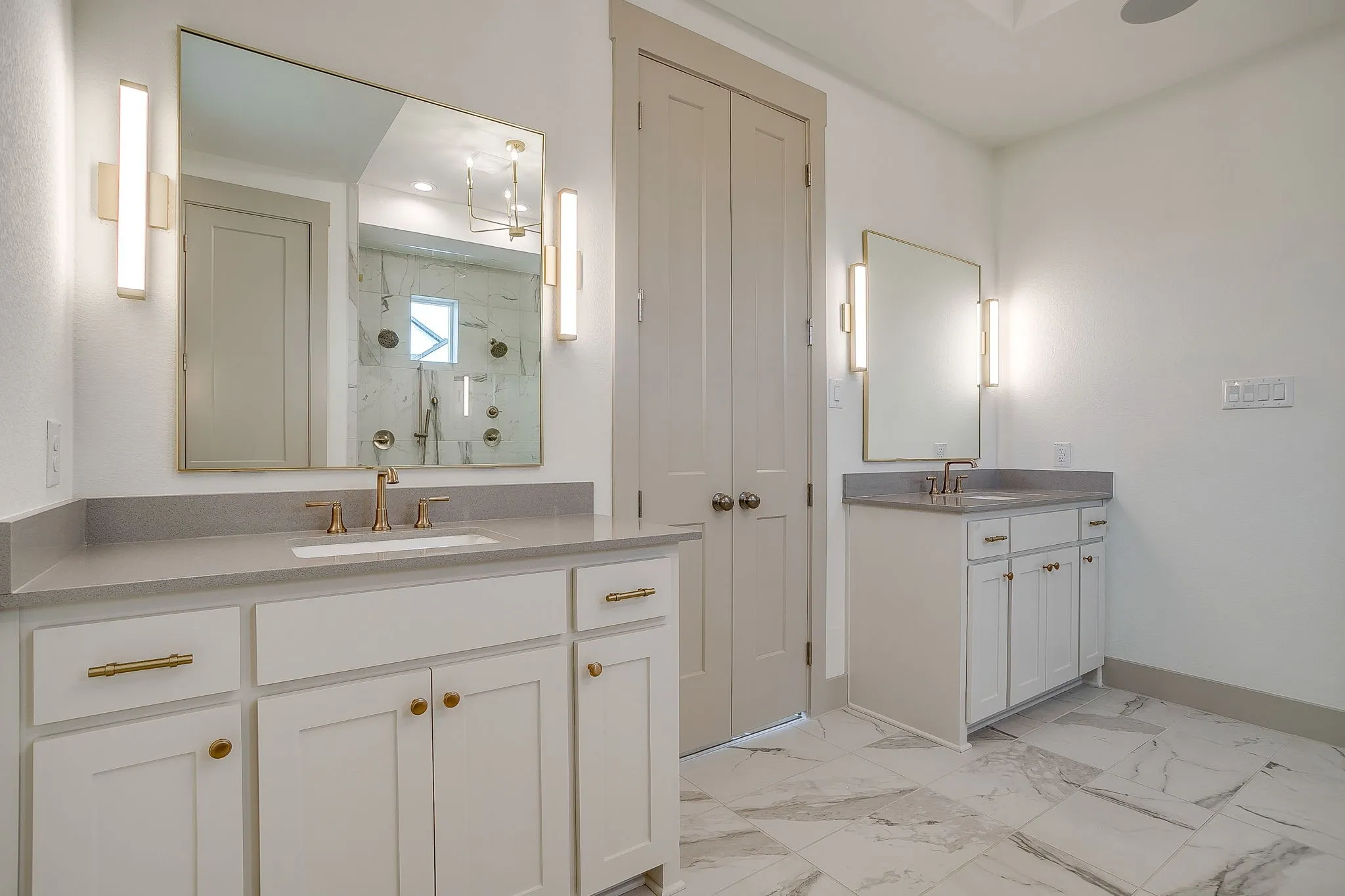 Single Family Residence For Sale in Ellis County , 137 Aiden Drive, Waxahachie, Texas 75165, 4 Bedroom, 3 Bathroom, 3 Garage spaces, 3,019 Sqft, built in 2025, New Construction - Complete, Price $709,990, mls#21146687, Real Estate Agent in Waxahachie, Homes For Sale in Ellis county, Homes For Sale in Waxahachie, Realtor in Waxahachie Texas, Real Estate Brokerage Independent Realty Texas, Luminita Cordes Realtor