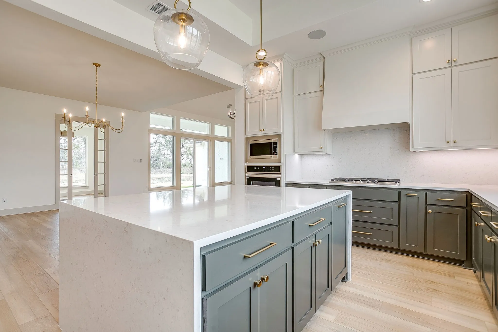 Single Family Residence For Sale in Ellis County , 137 Aiden Drive, Waxahachie, Texas 75165, 4 Bedroom, 3 Bathroom, 3 Garage spaces, 3,019 Sqft, built in 2025, New Construction - Complete, Price $709,990, mls#21146687, Real Estate Agent in Waxahachie, Homes For Sale in Ellis county, Homes For Sale in Waxahachie, Realtor in Waxahachie Texas, Real Estate Brokerage Independent Realty Texas, Luminita Cordes Realtor