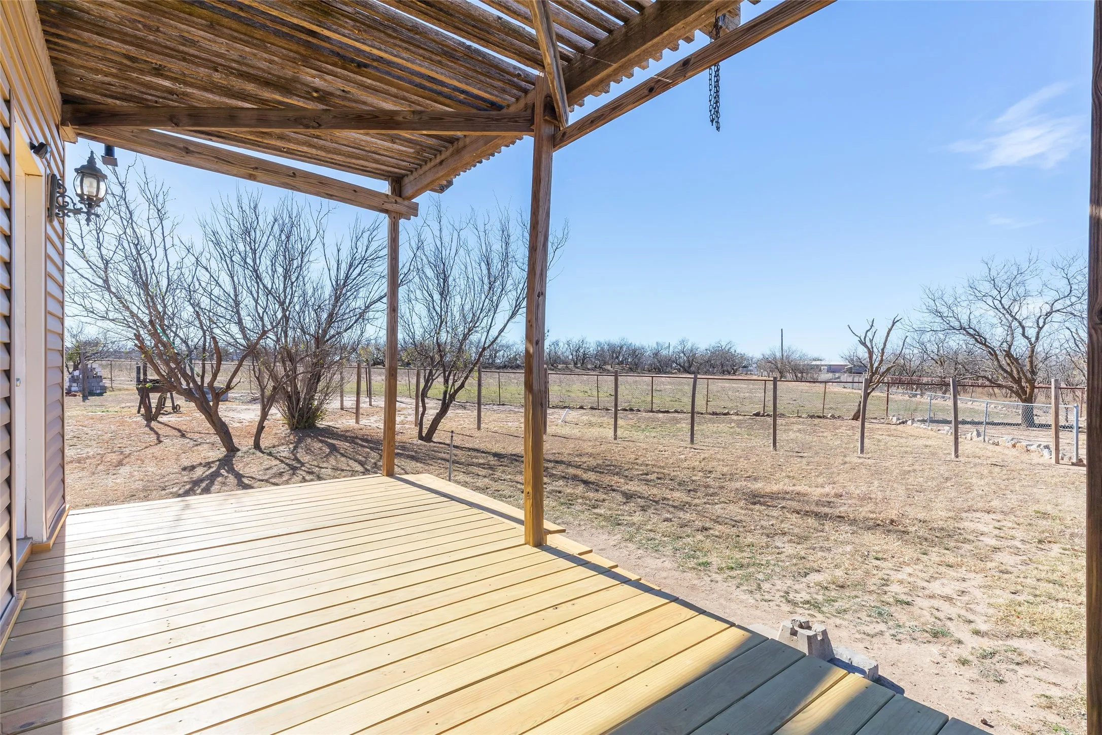 Single Family Residence For Sale in Taylor County , 2110 State Highway 36, Abilene, Texas 79602, 4 Bedroom, 3 Bathroom, Garage spaces, 1,706 Sqft, built in 1989, mls#21145262, Real Estate Agent in Abilene, Homes For Sale in Taylor county, Homes For Sale in Abilene, Realtor in Abilene Texas, Real Estate Brokerage Independent Realty Texas, Luminita Cordes Realtor