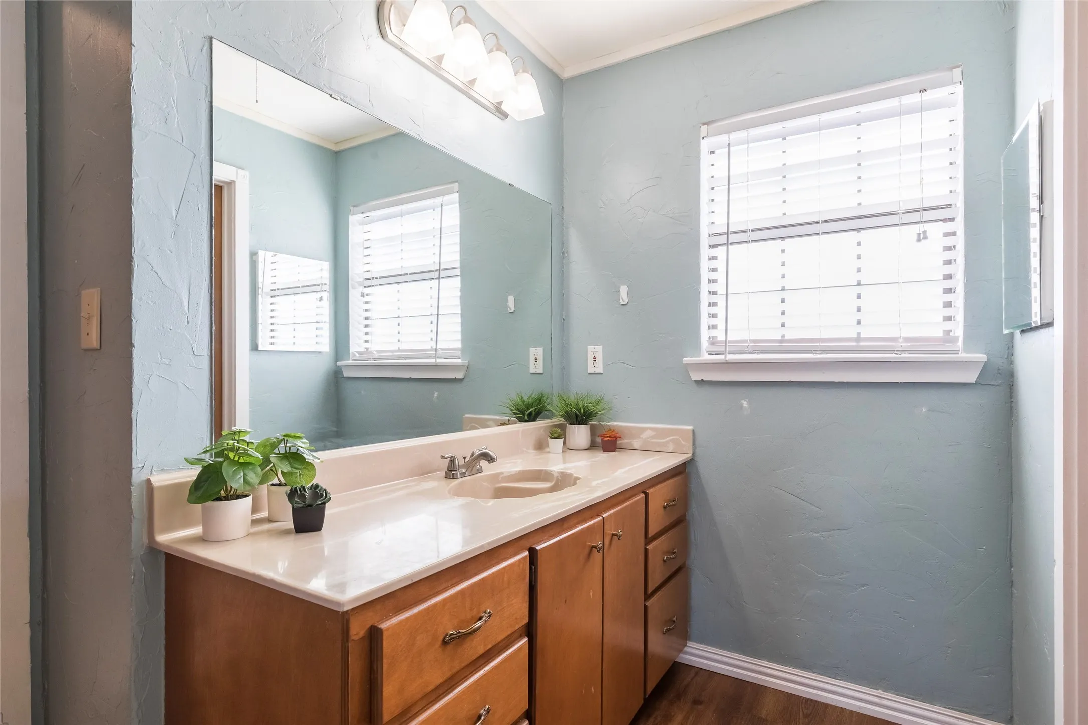 Single Family Residence For Sale in Taylor County , 2110 State Highway 36, Abilene, Texas 79602, 4 Bedroom, 3 Bathroom, Garage spaces, 1,706 Sqft, built in 1989, mls#21145262, Real Estate Agent in Abilene, Homes For Sale in Taylor county, Homes For Sale in Abilene, Realtor in Abilene Texas, Real Estate Brokerage Independent Realty Texas, Luminita Cordes Realtor
