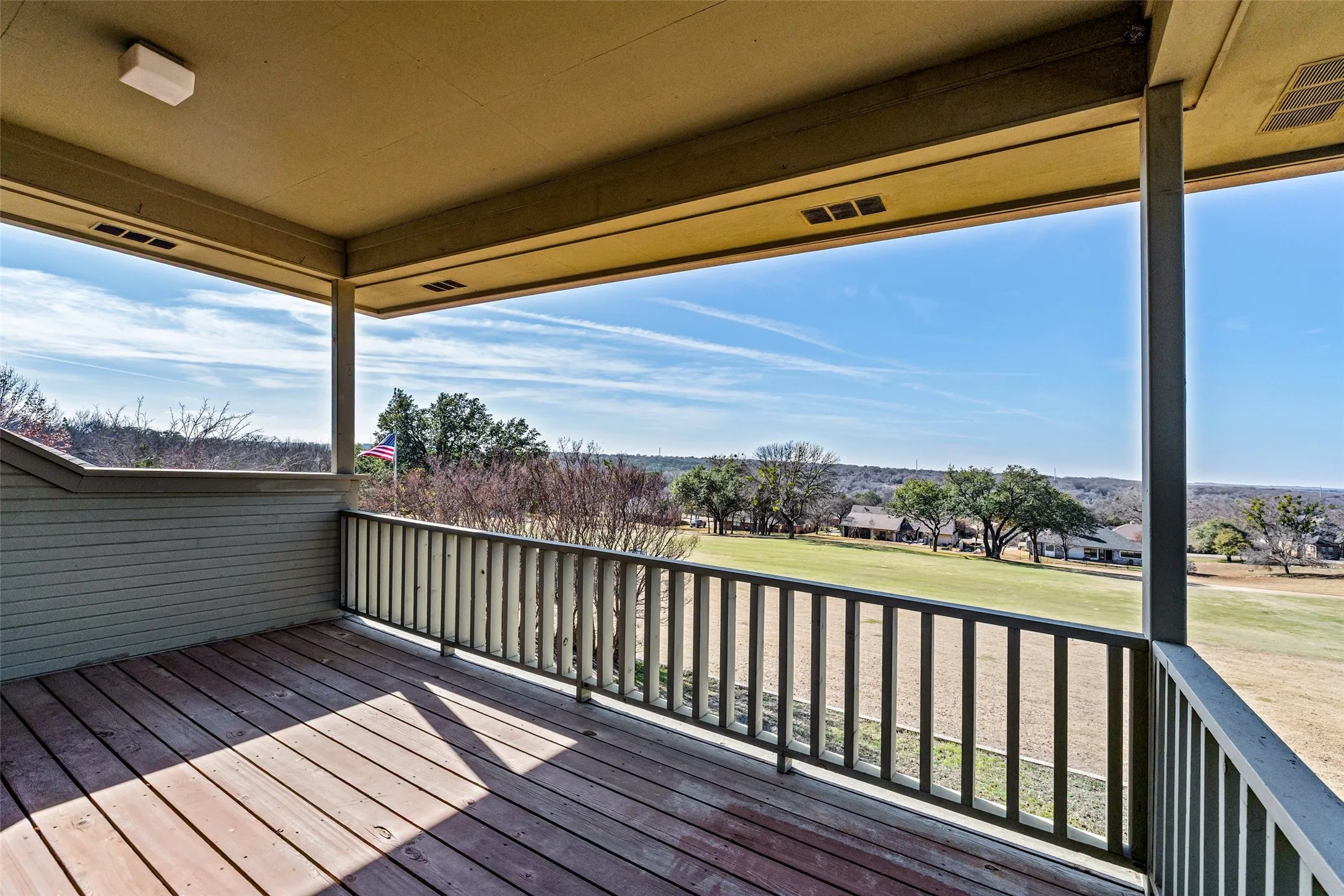 Single Family Residence For Sale in Hood County , 8908 Brierfield Road, Granbury, Texas 76049, 4 Bedroom, 3 Bathroom, 2 Garage spaces, 3,810 Sqft, built in 1988, mls#21146540, Real Estate Agent in Granbury, Homes For Sale in Hood county, Homes For Sale in Granbury, Realtor in Granbury Texas, Real Estate Brokerage Independent Realty Texas, Luminita Cordes Realtor