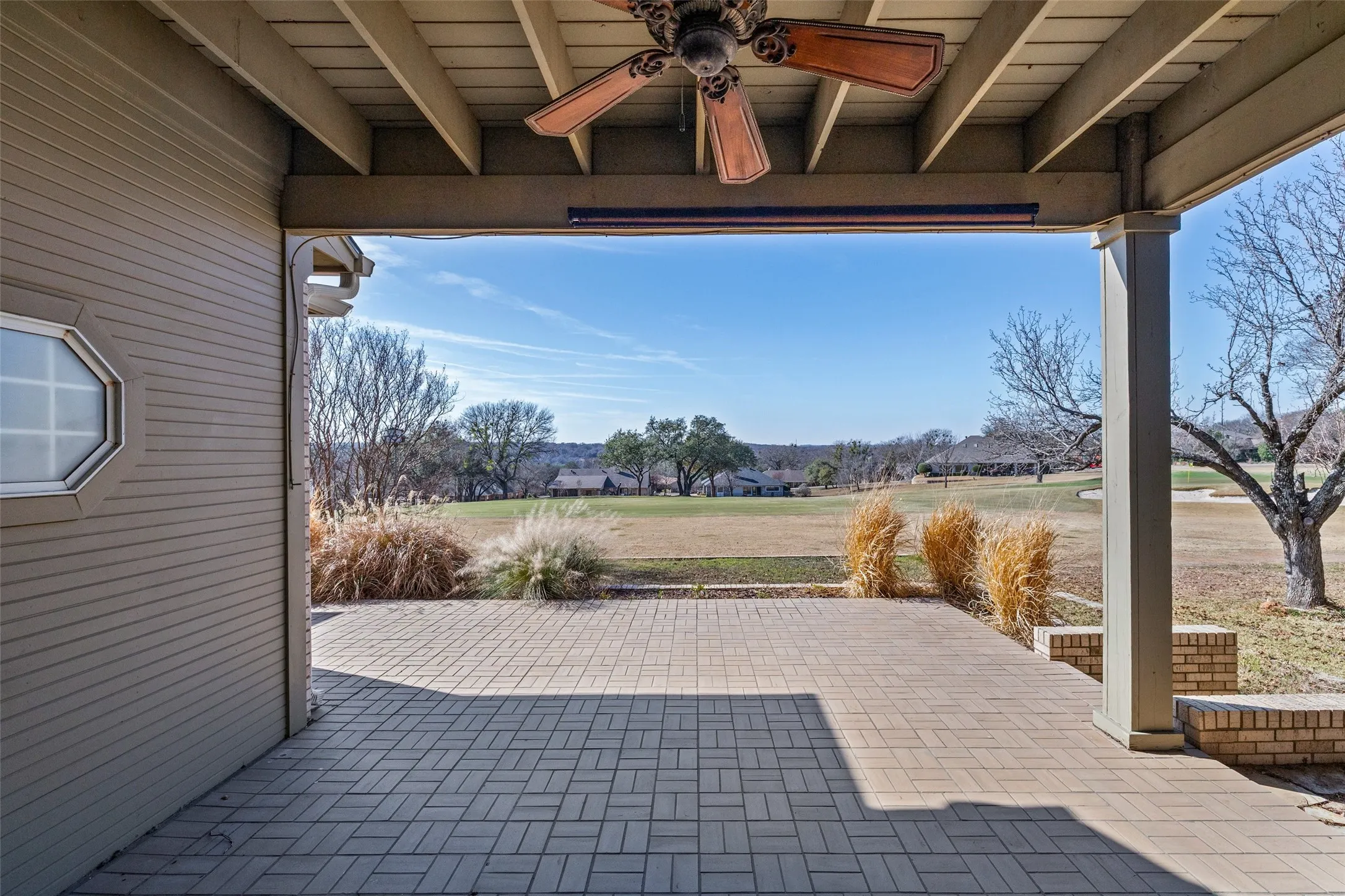 Single Family Residence For Sale in Hood County , 8908 Brierfield Road, Granbury, Texas 76049, 4 Bedroom, 3 Bathroom, 2 Garage spaces, 3,810 Sqft, built in 1988, mls#21146540, Real Estate Agent in Granbury, Homes For Sale in Hood county, Homes For Sale in Granbury, Realtor in Granbury Texas, Real Estate Brokerage Independent Realty Texas, Luminita Cordes Realtor